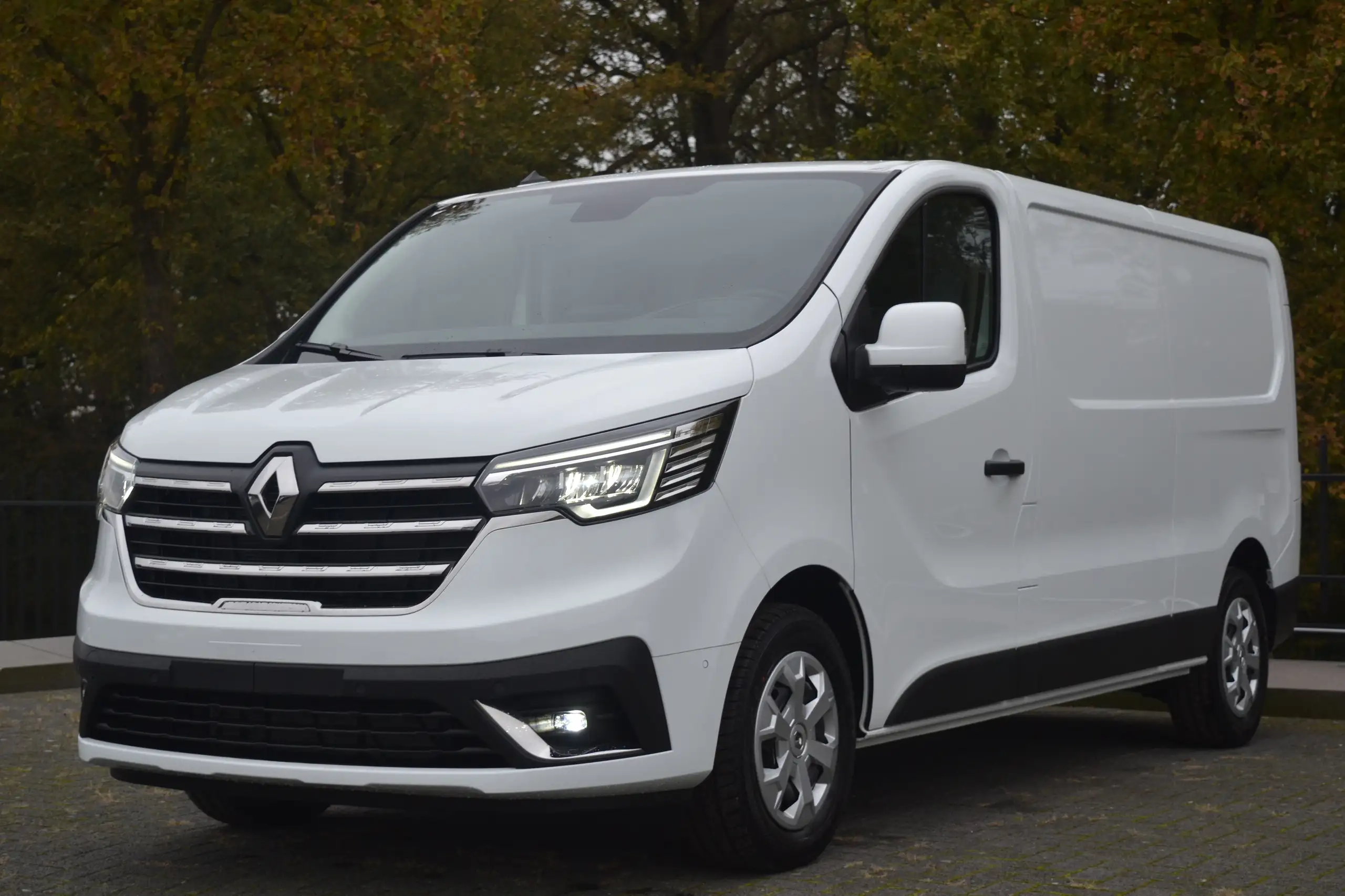 Renault Trafic 2024