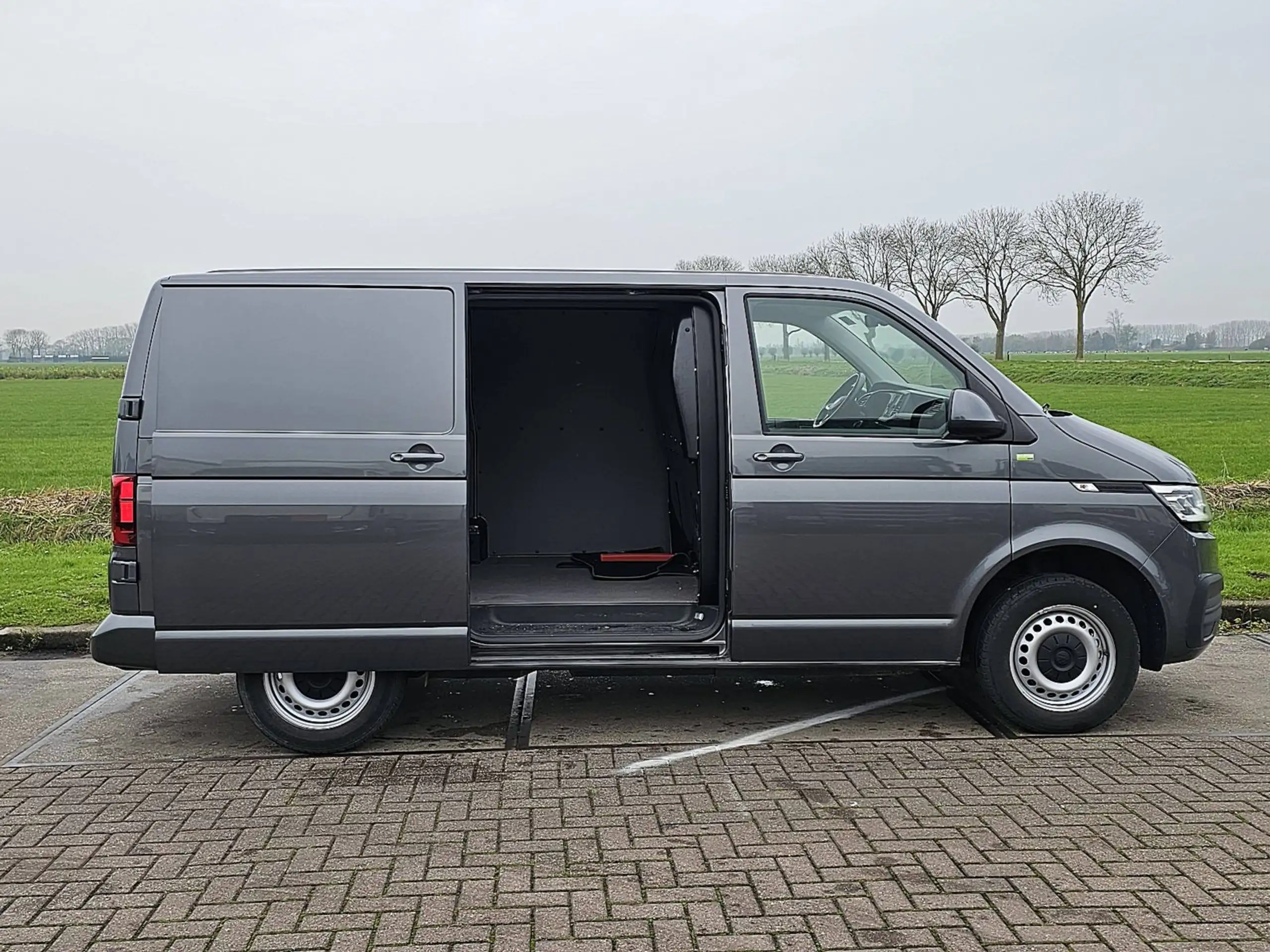 Volkswagen - Transporter