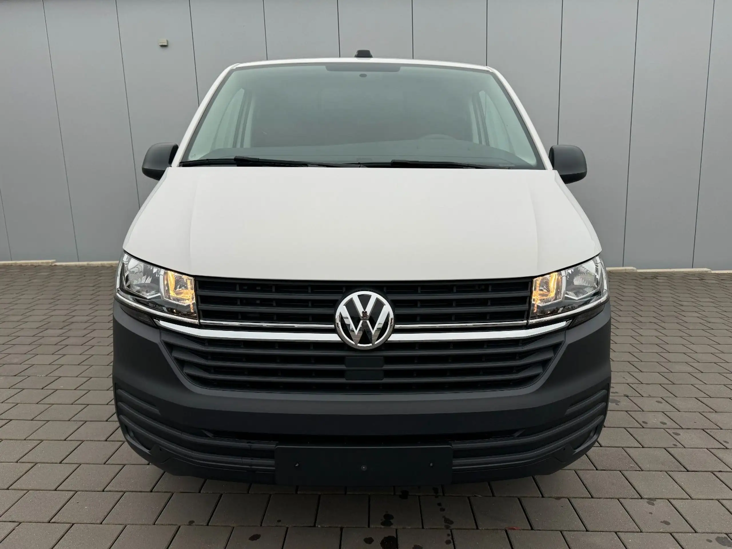 Volkswagen - T6 Transporter