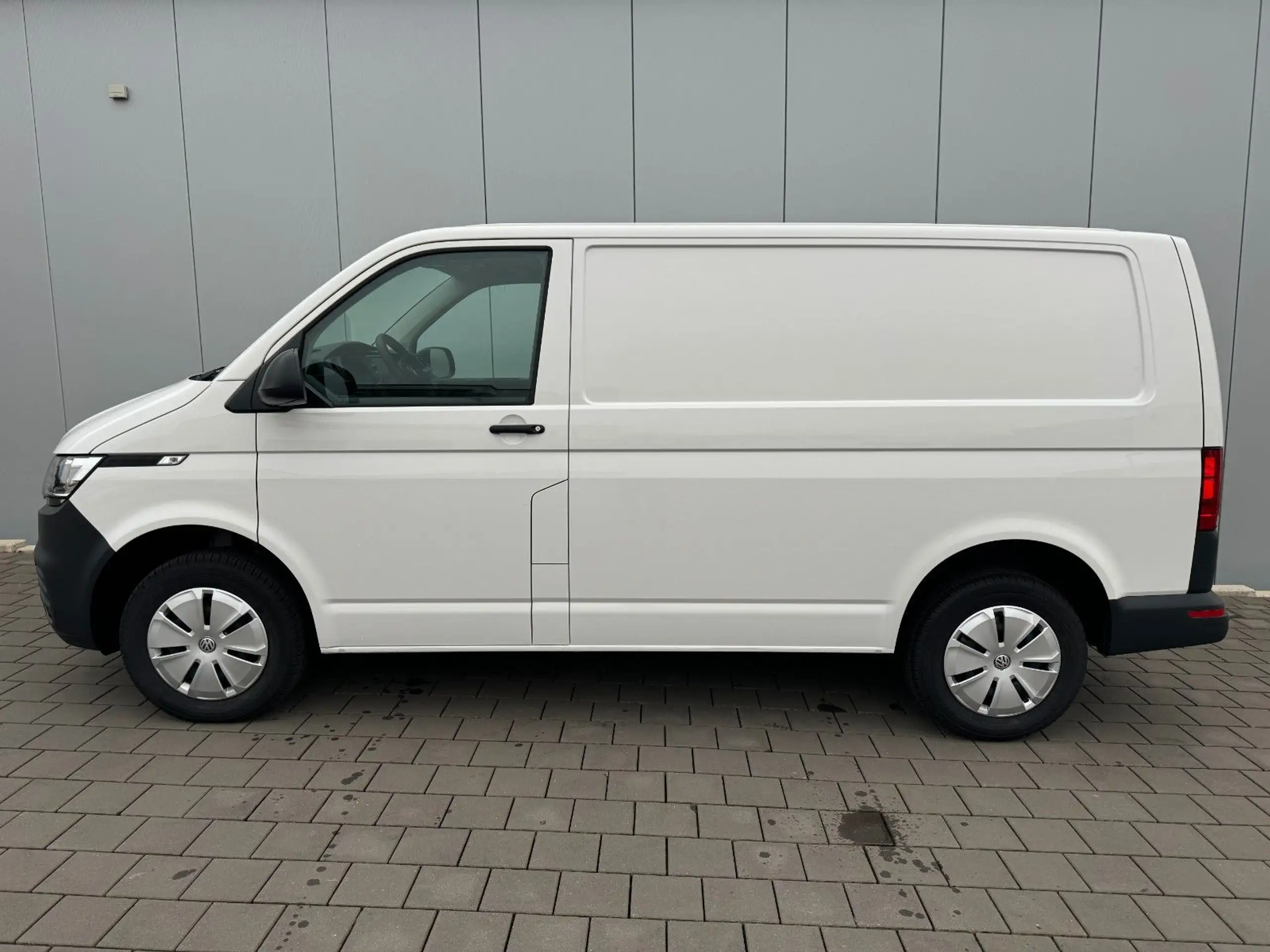 Volkswagen - T6 Transporter