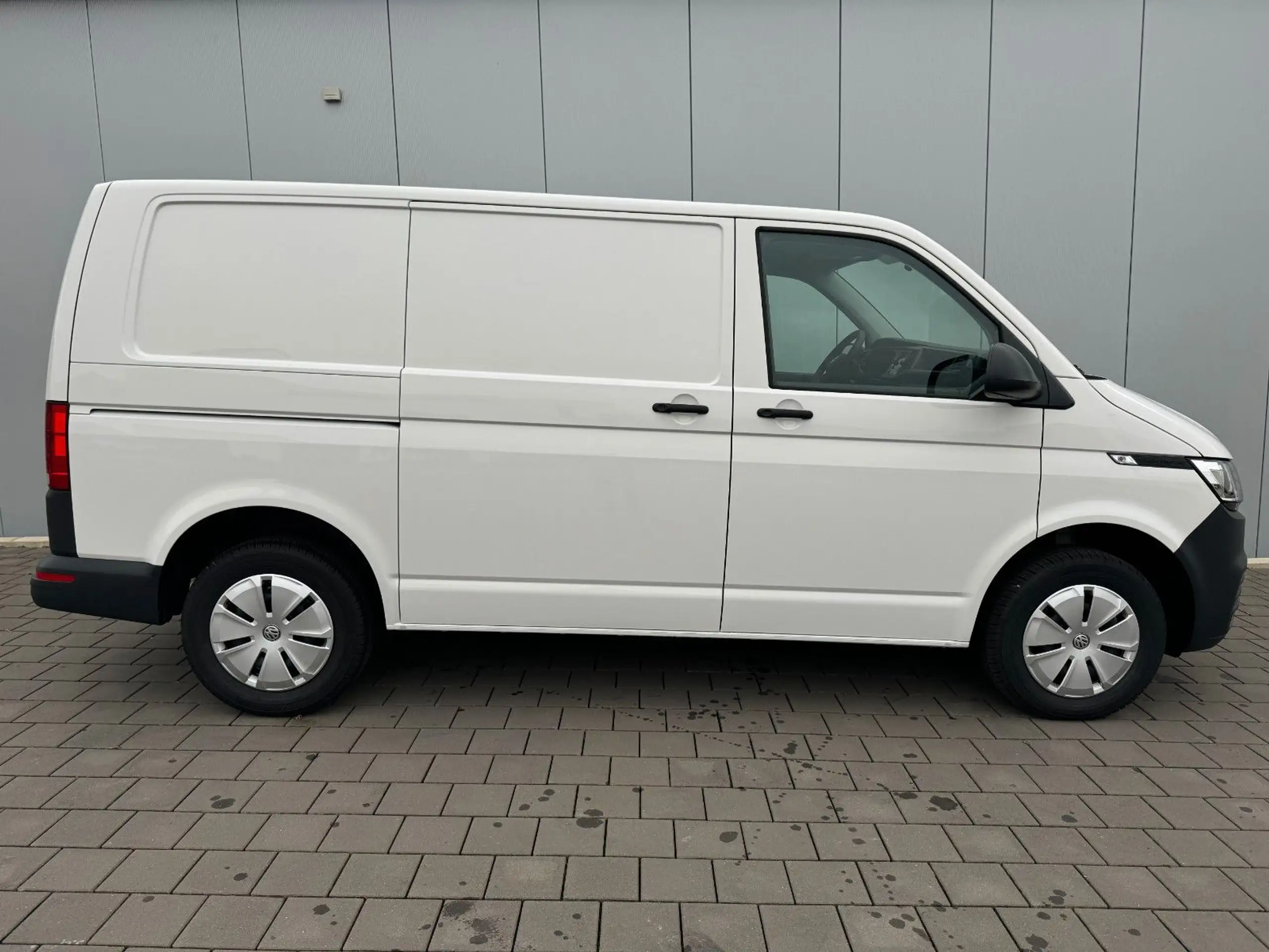 Volkswagen - T6 Transporter