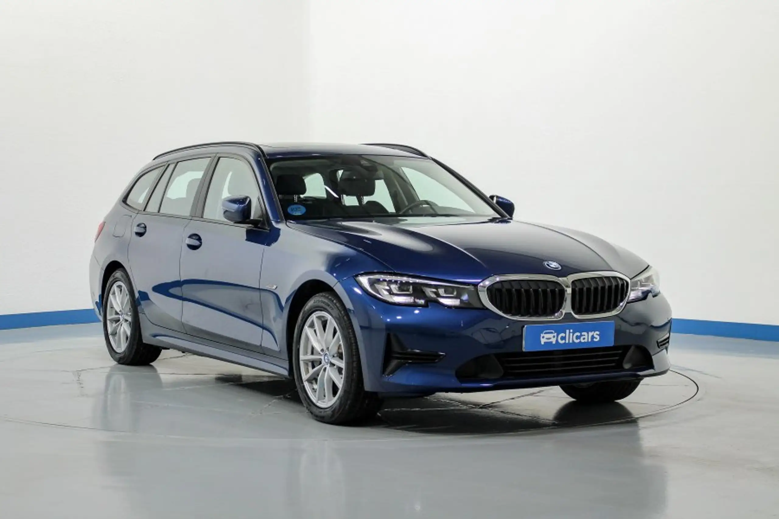 BMW - 330