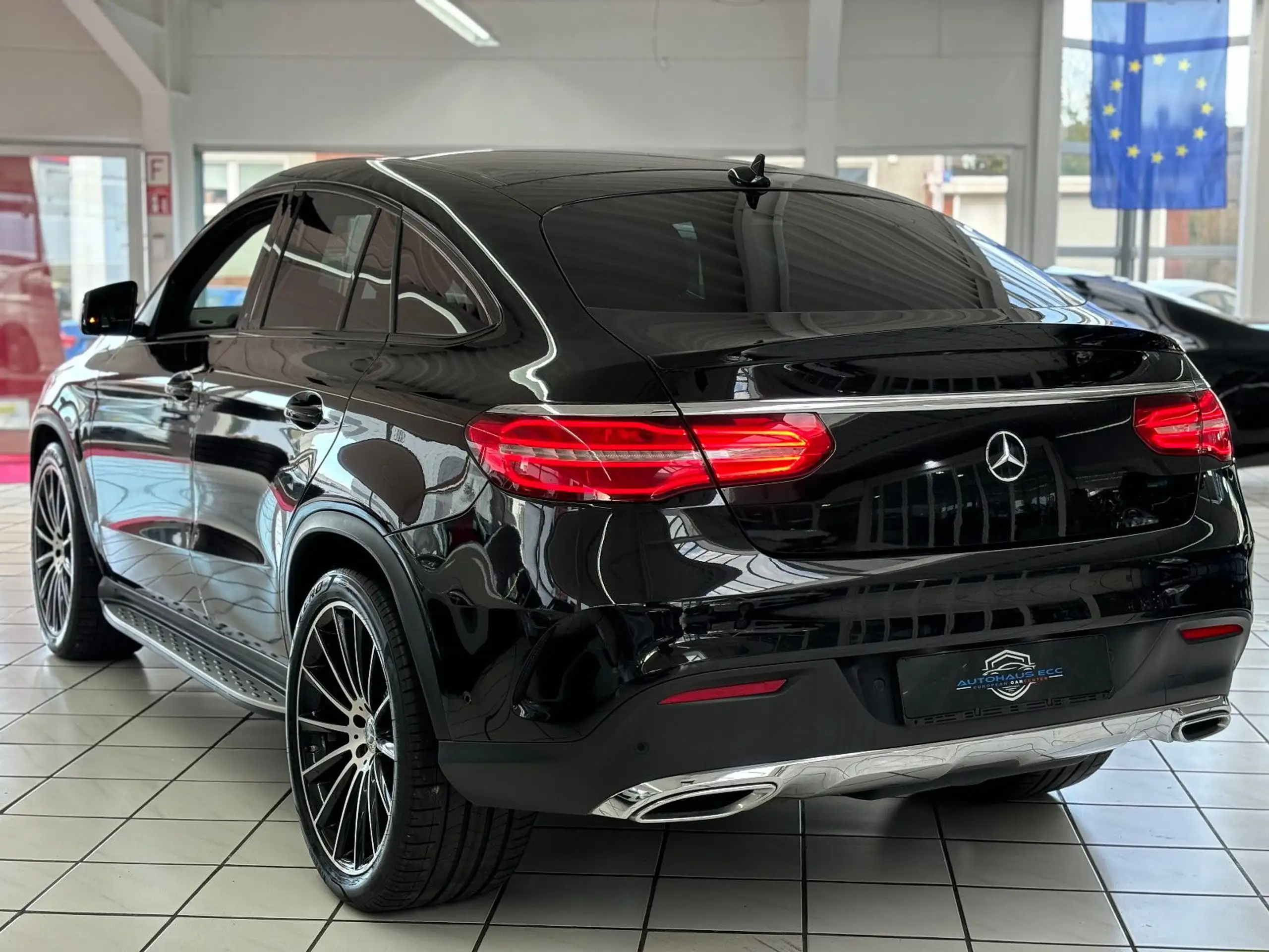 Mercedes-Benz - GLE 350