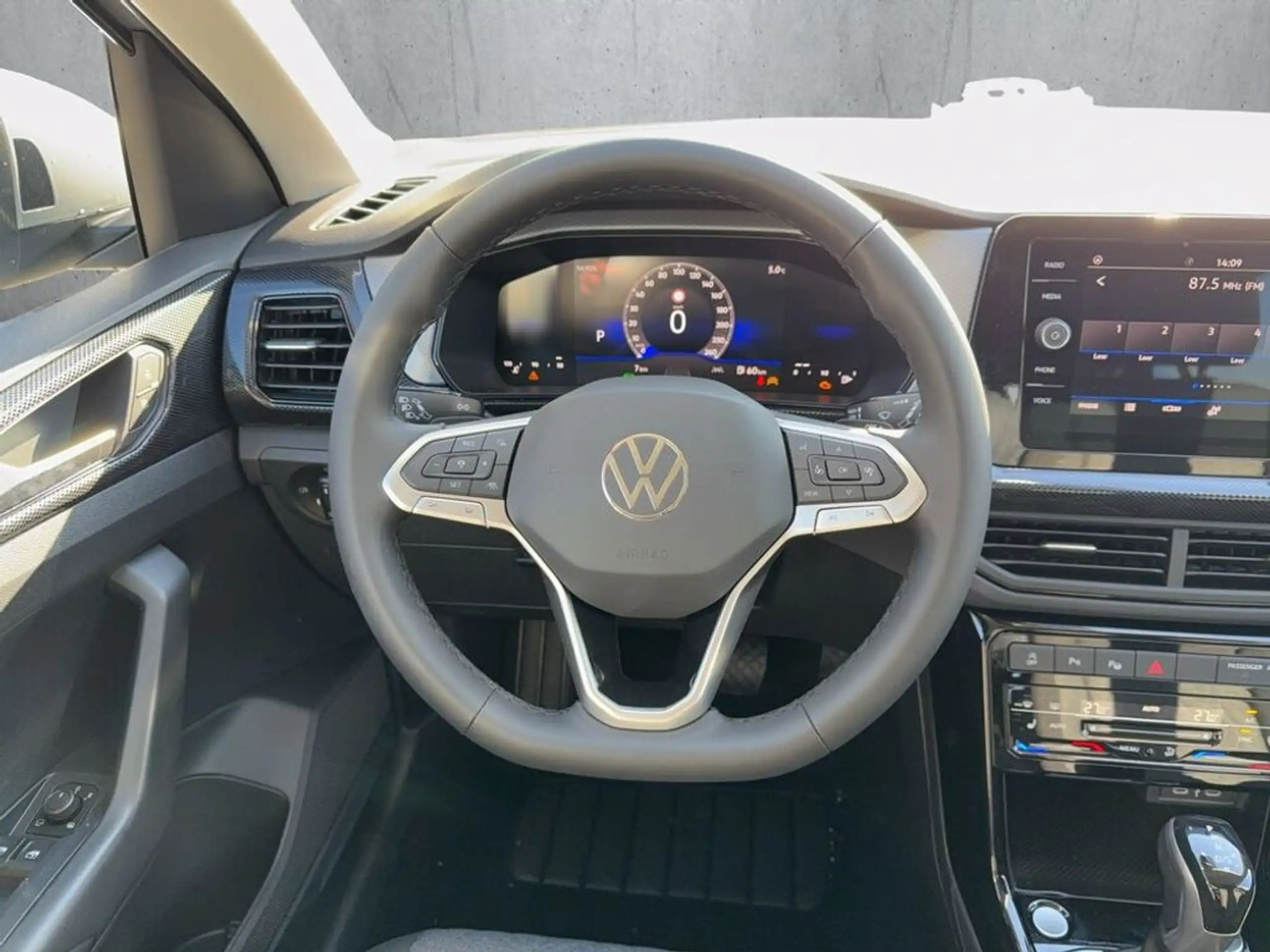 Volkswagen - T-Cross