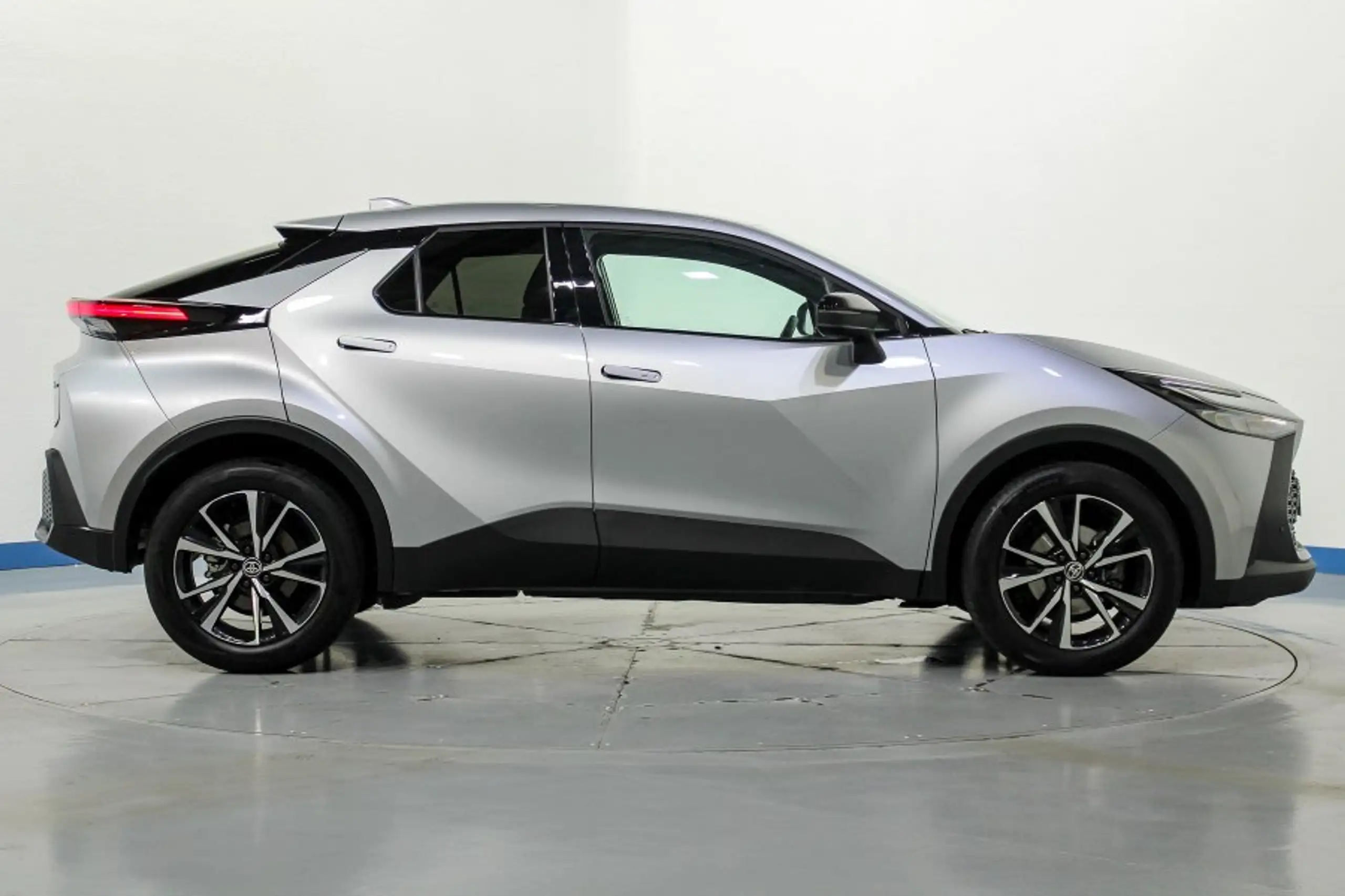 Toyota - C-HR