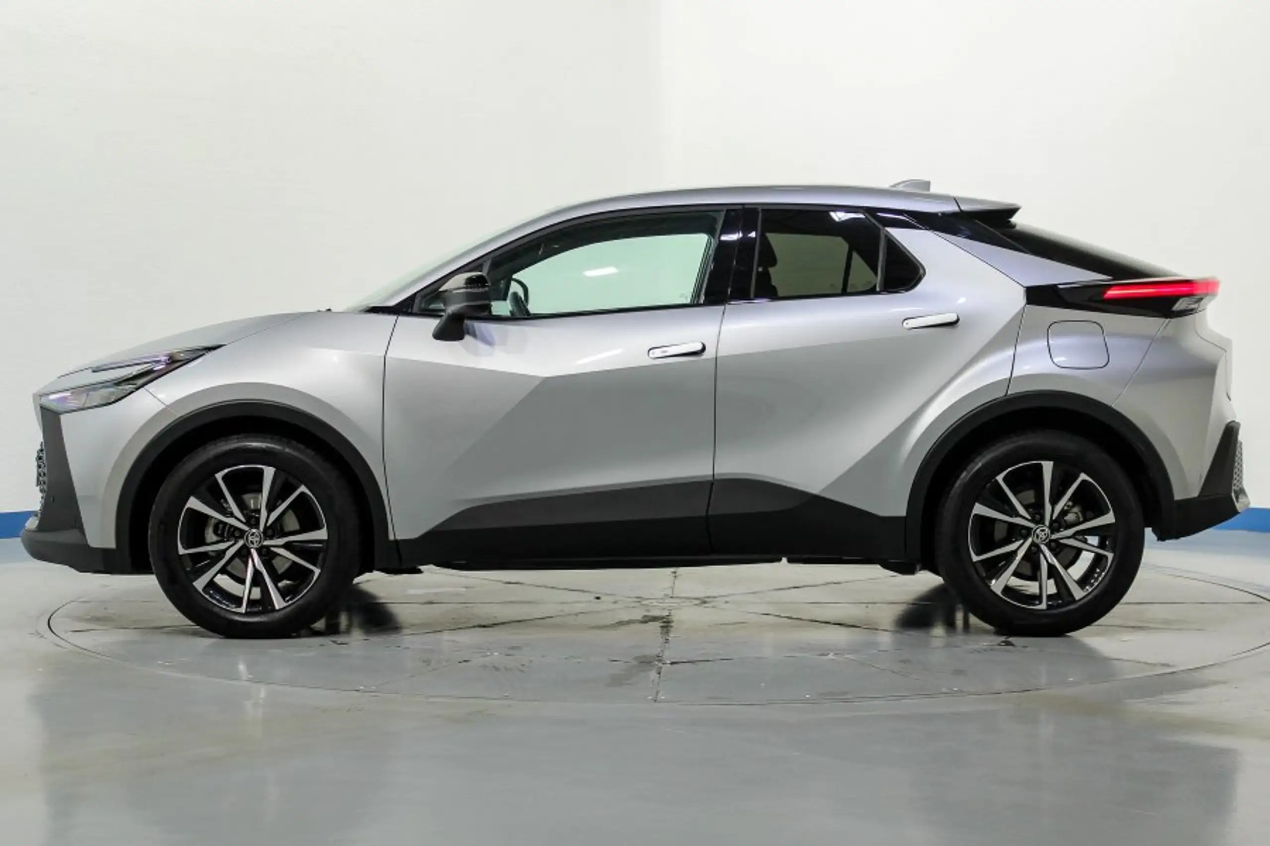 Toyota - C-HR