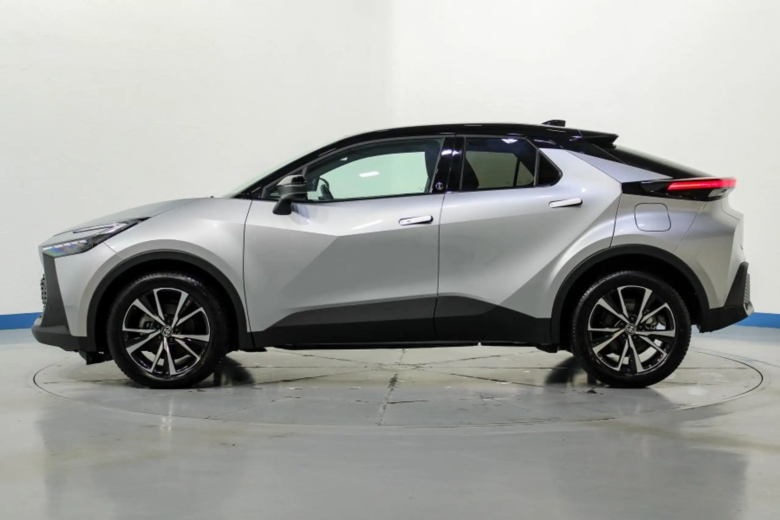 Toyota - C-HR