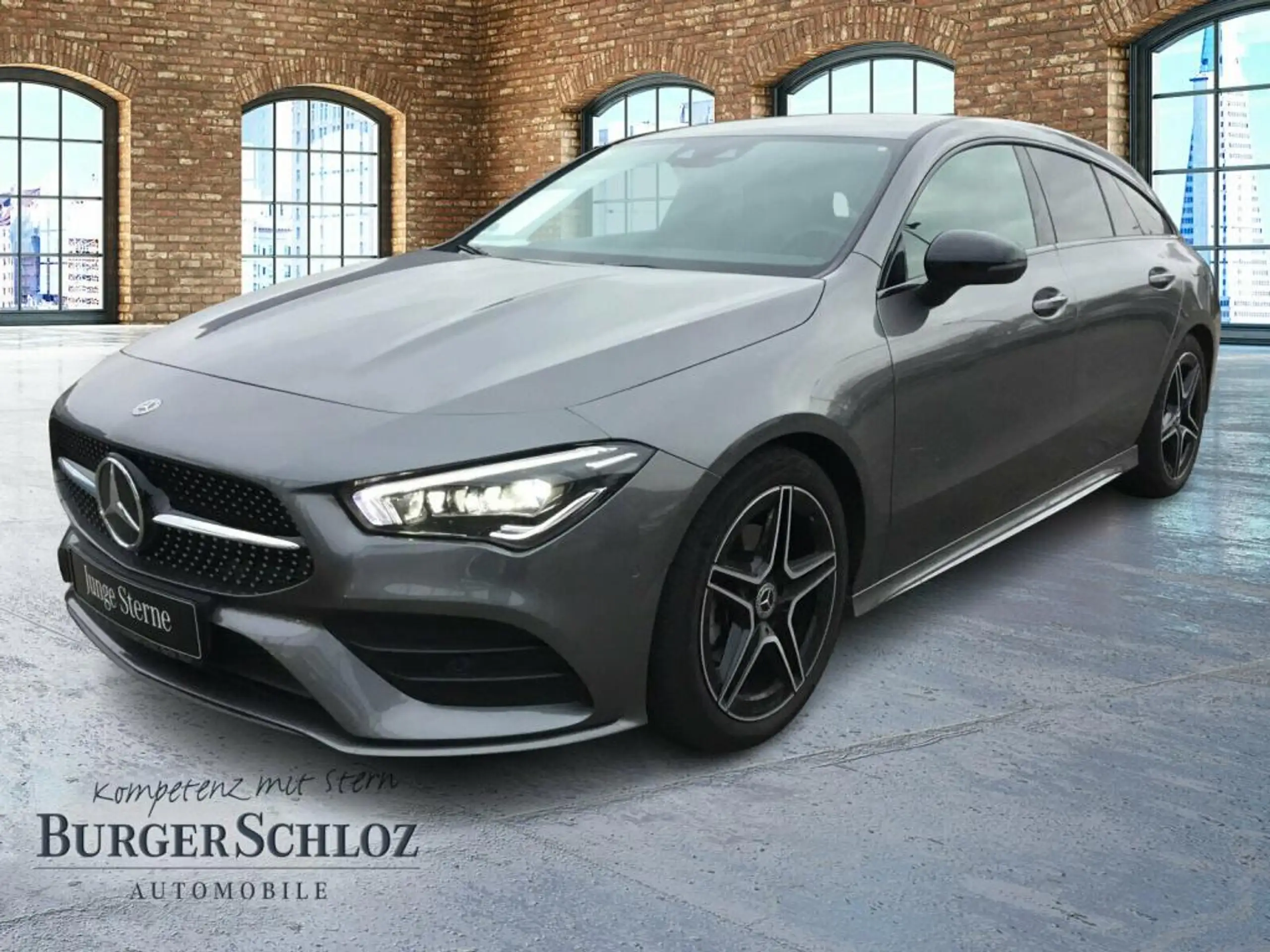 Mercedes-Benz - CLA 200