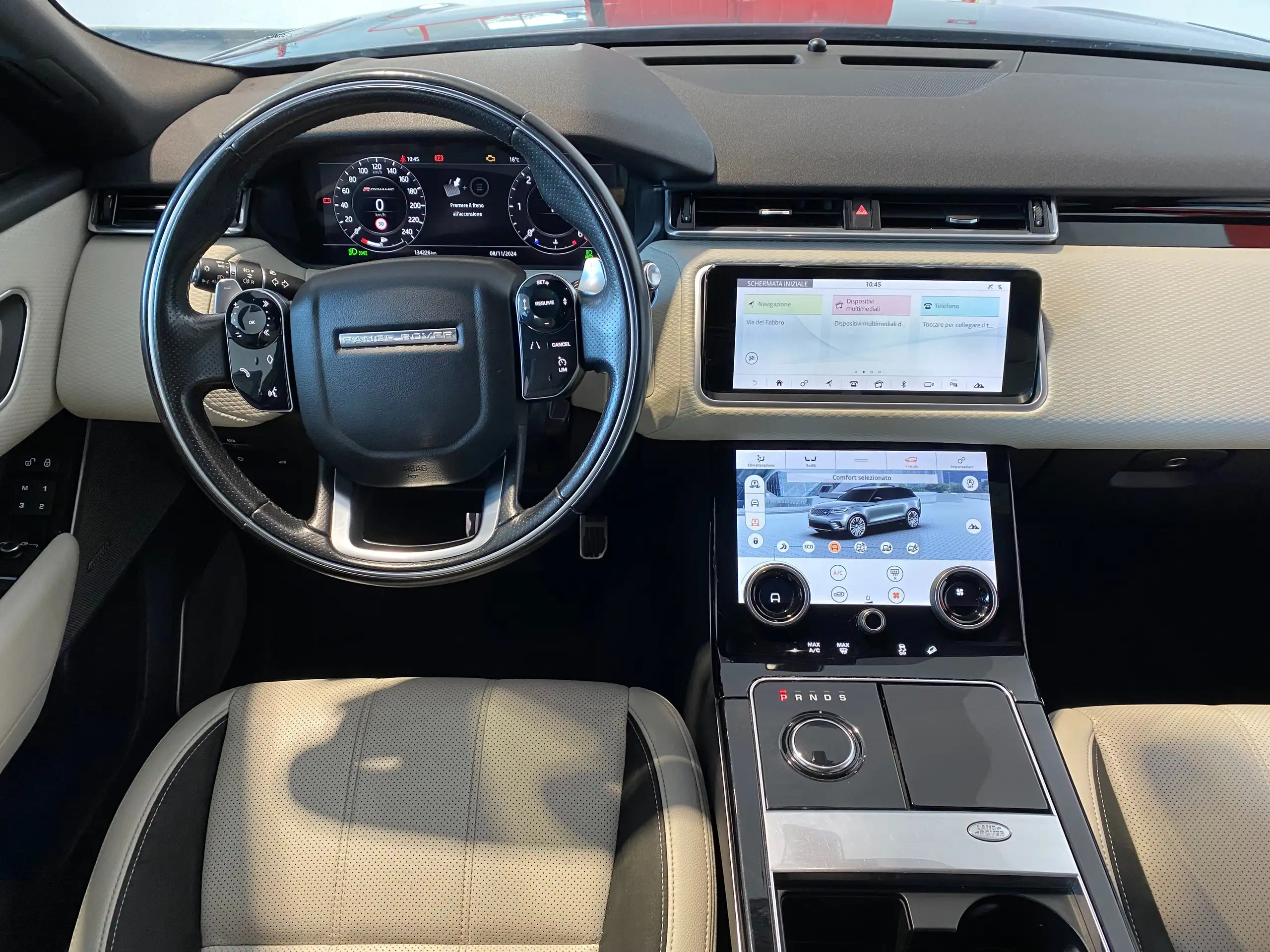 Land Rover - Range Rover Velar