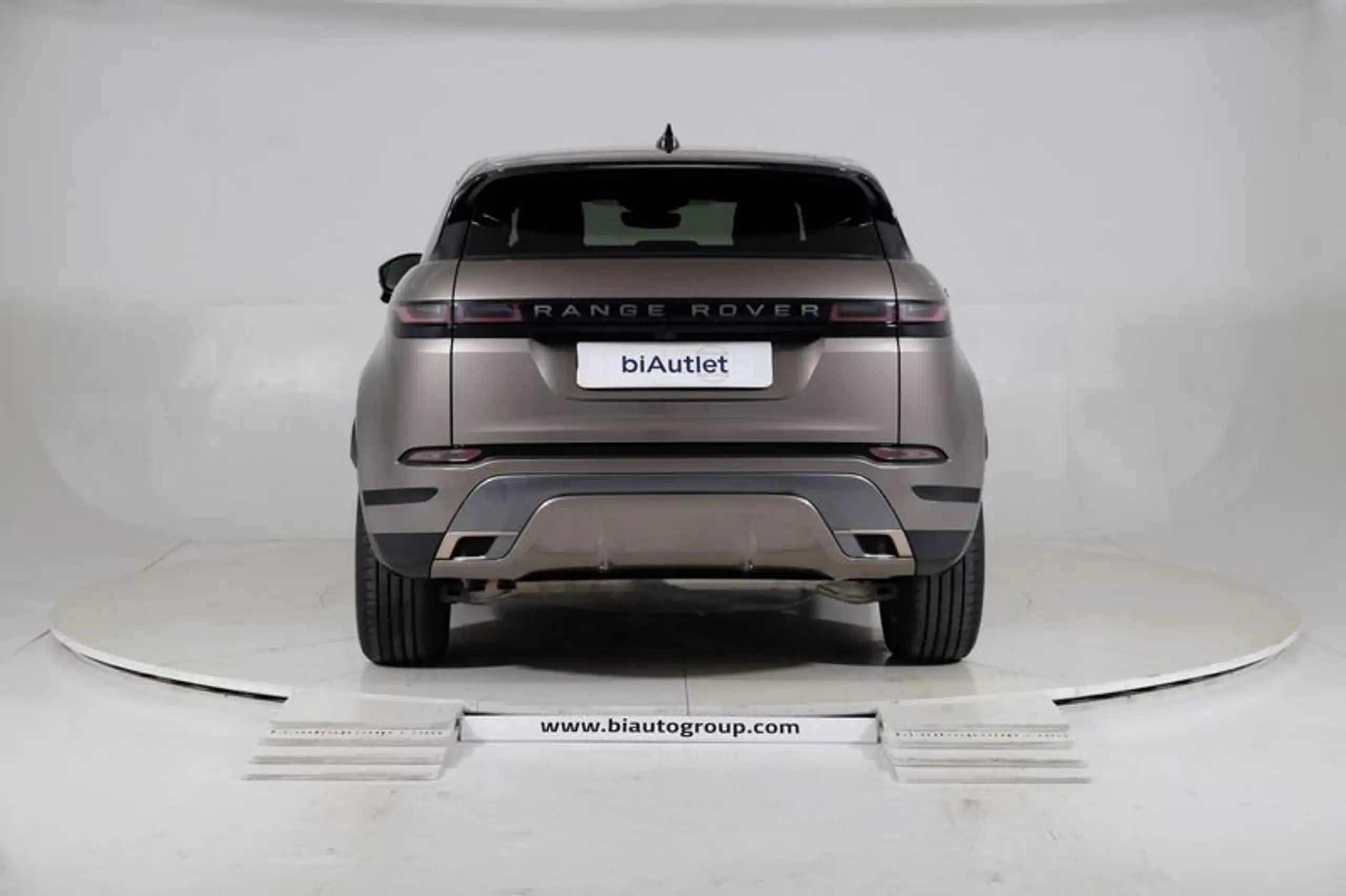 Land Rover - Range Rover Evoque