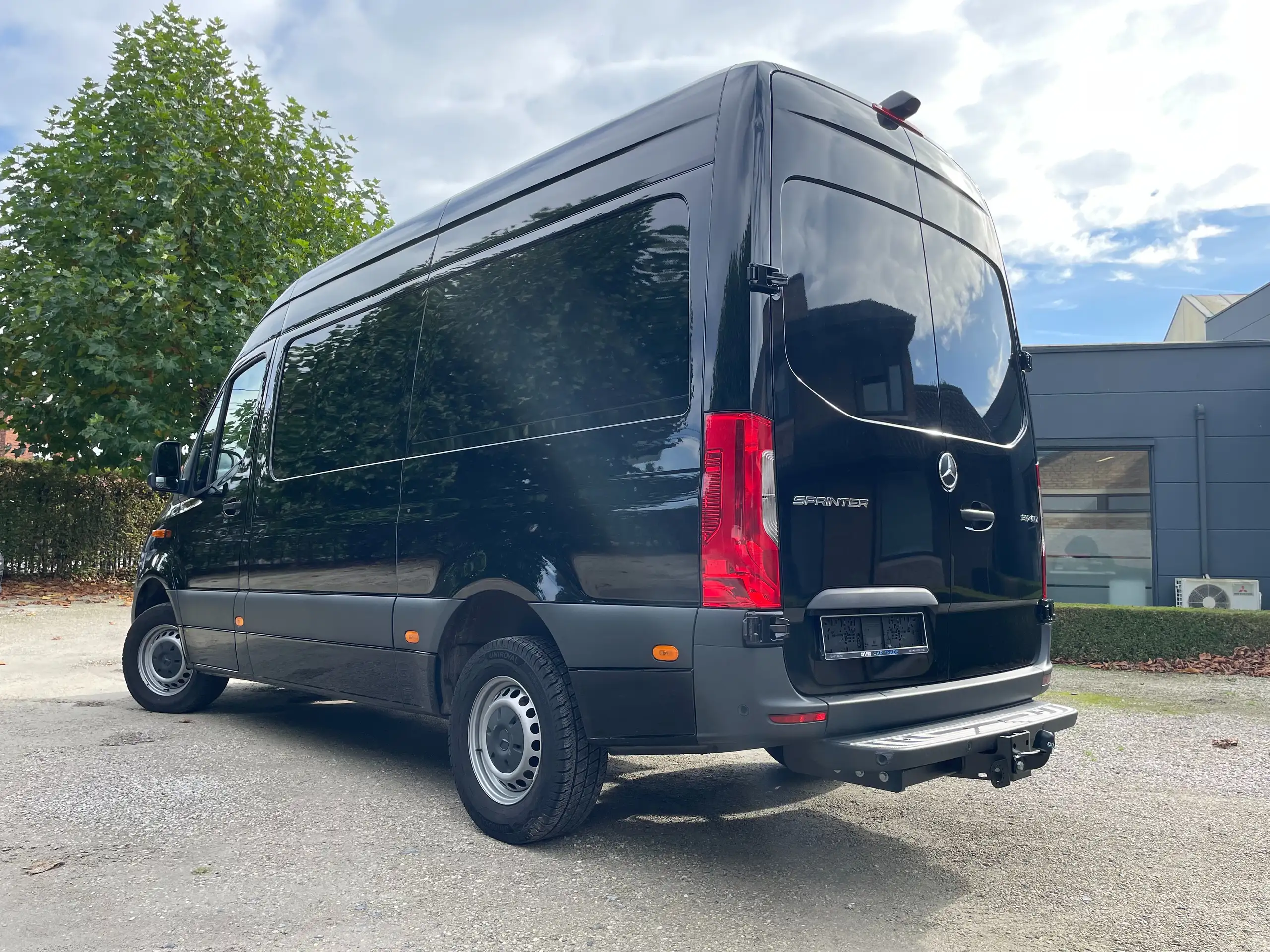 Mercedes-Benz - Sprinter