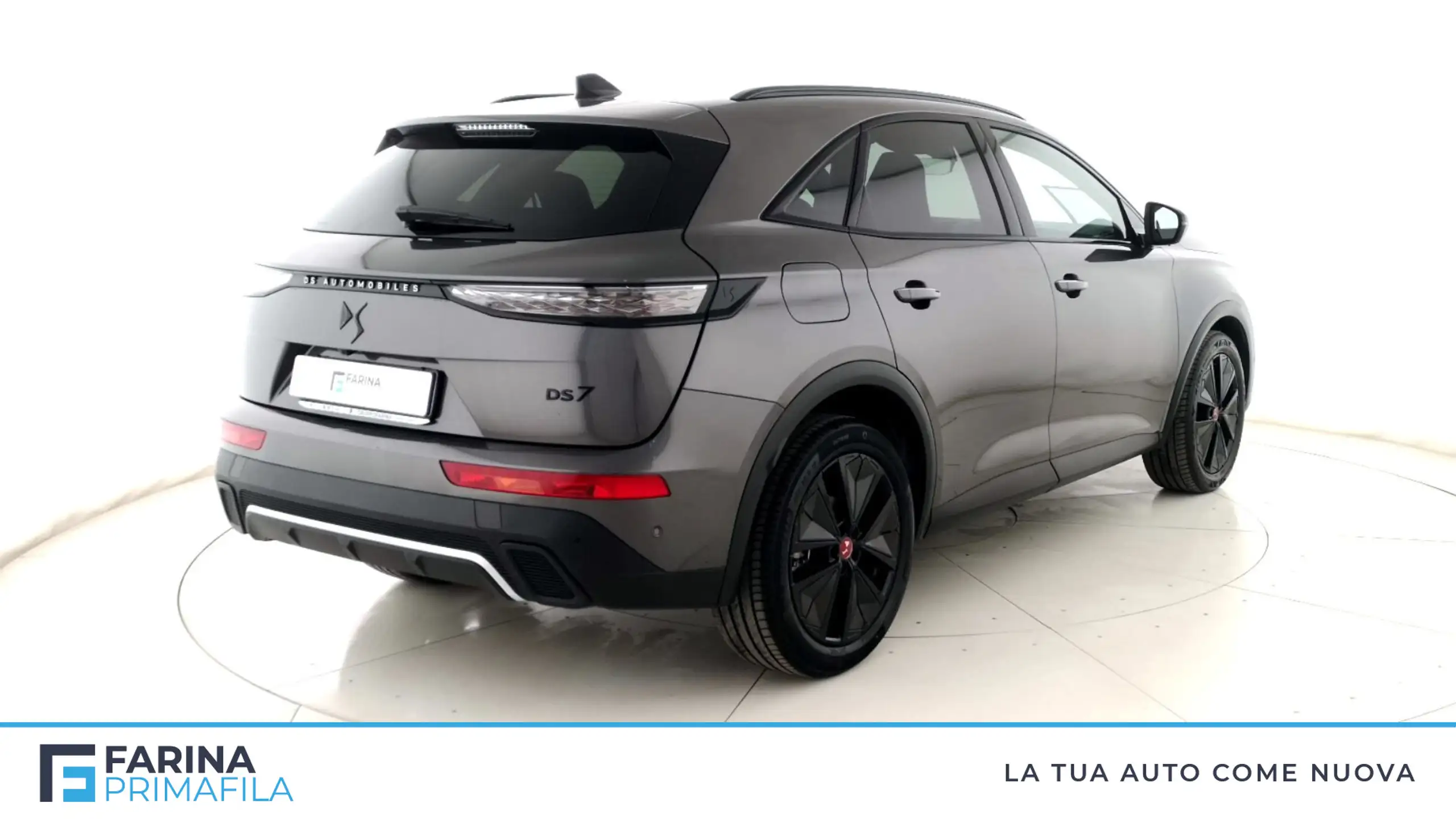 DS Automobiles - DS 7 Crossback