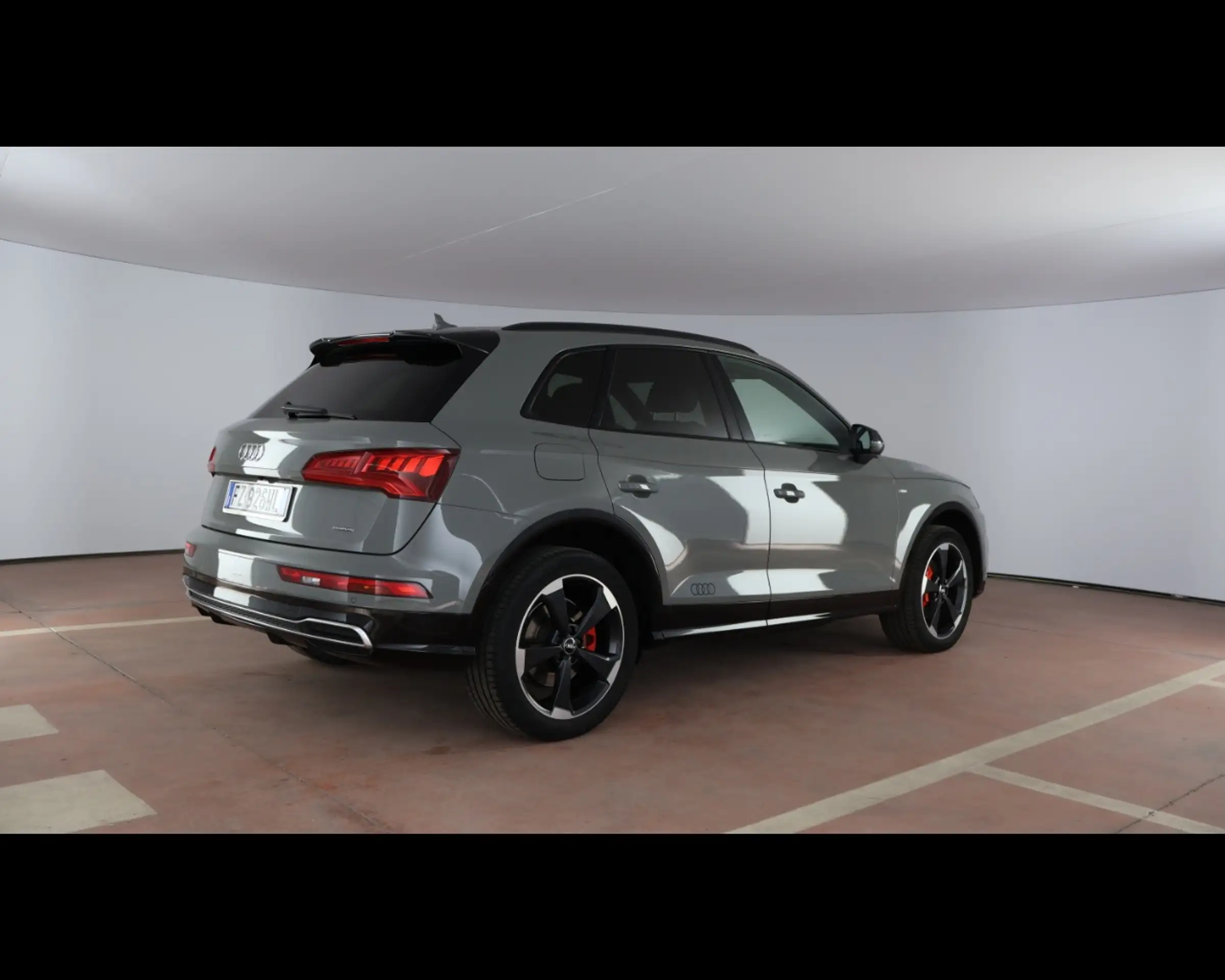 Audi - Q5