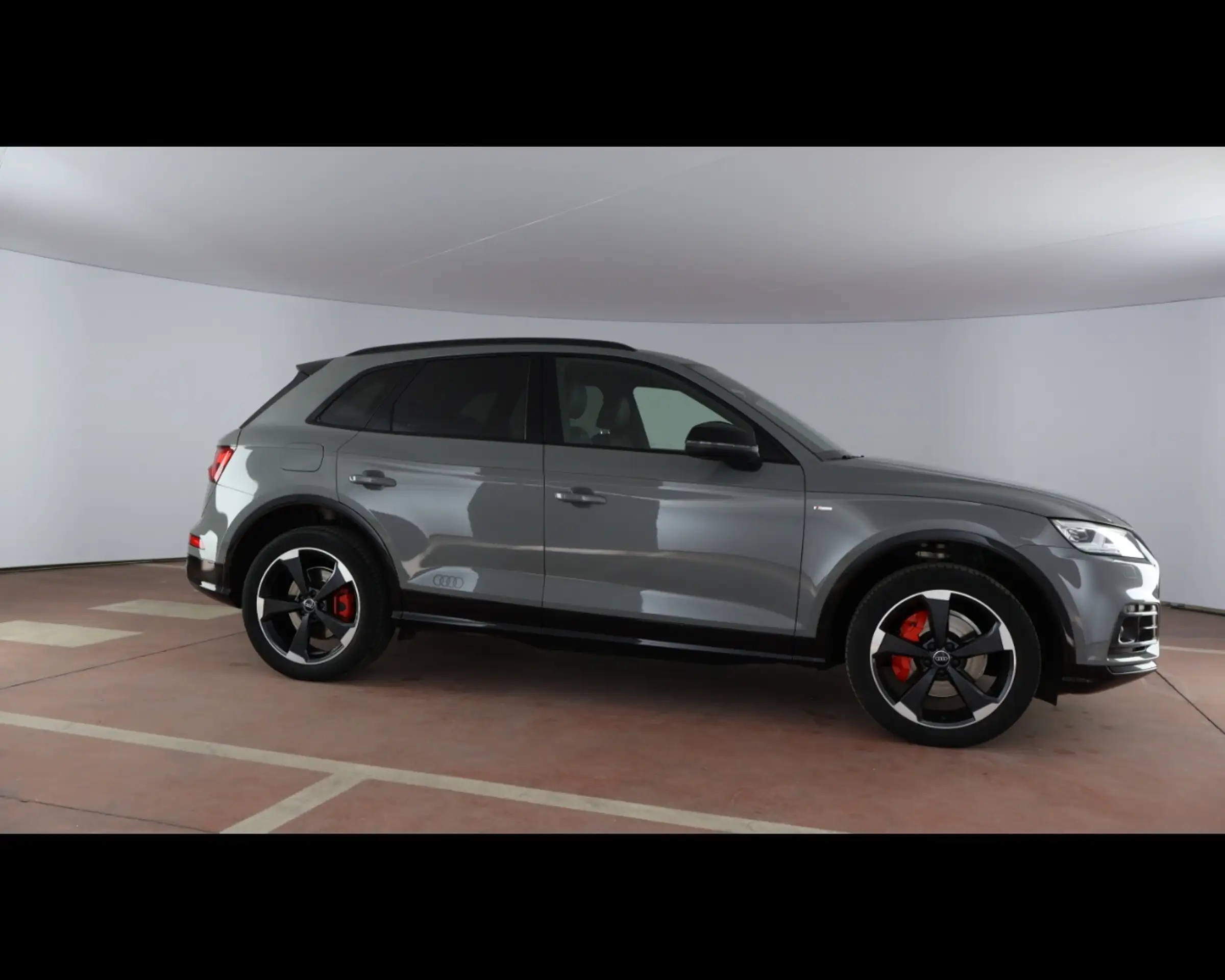 Audi - Q5