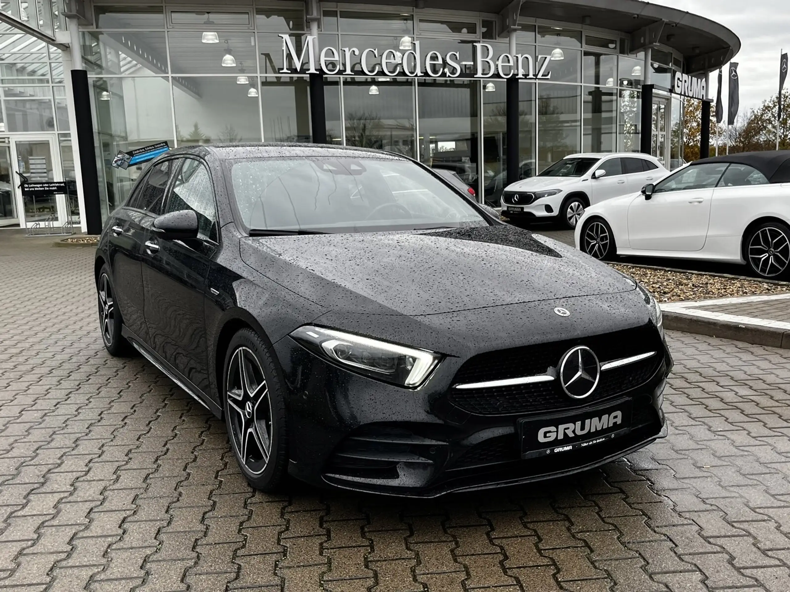 Mercedes-Benz - A 220