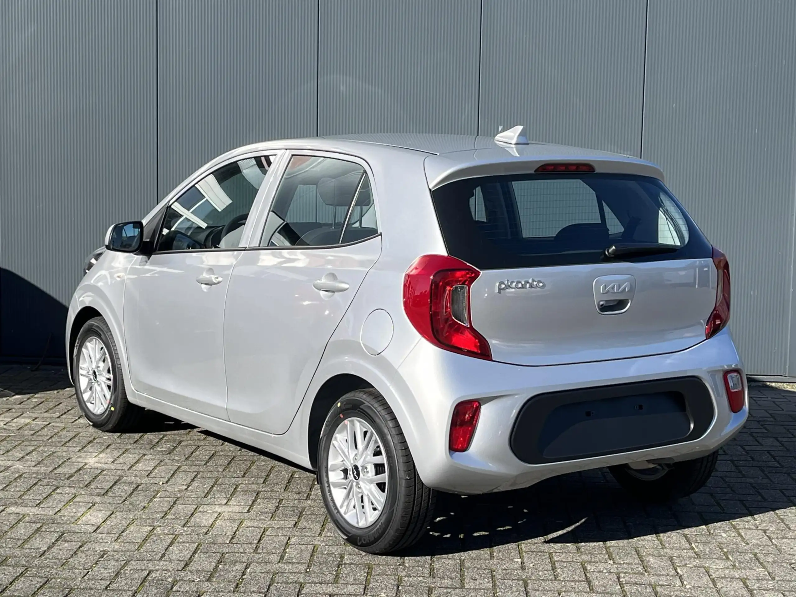 Kia - Picanto