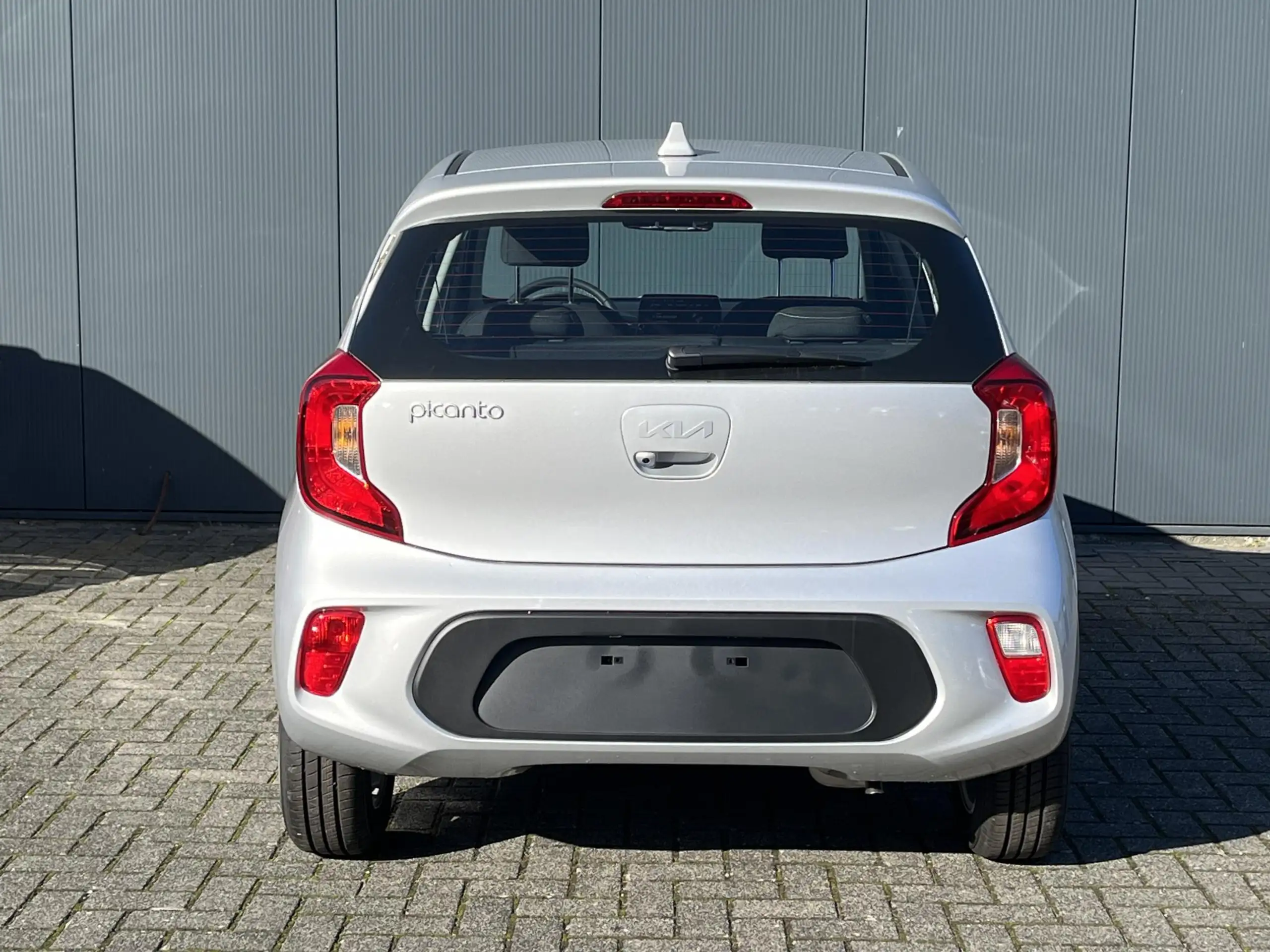 Kia - Picanto