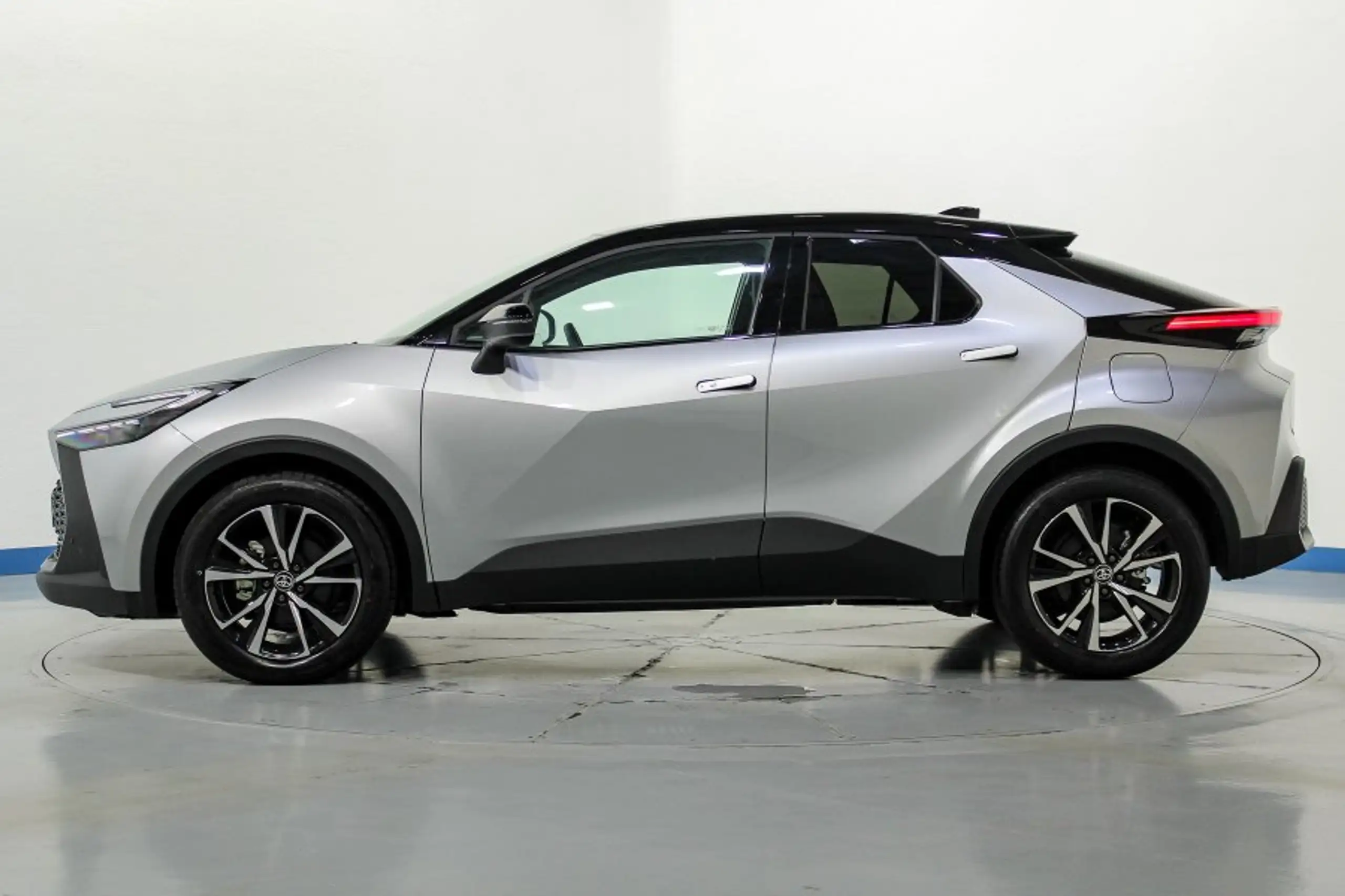 Toyota - C-HR