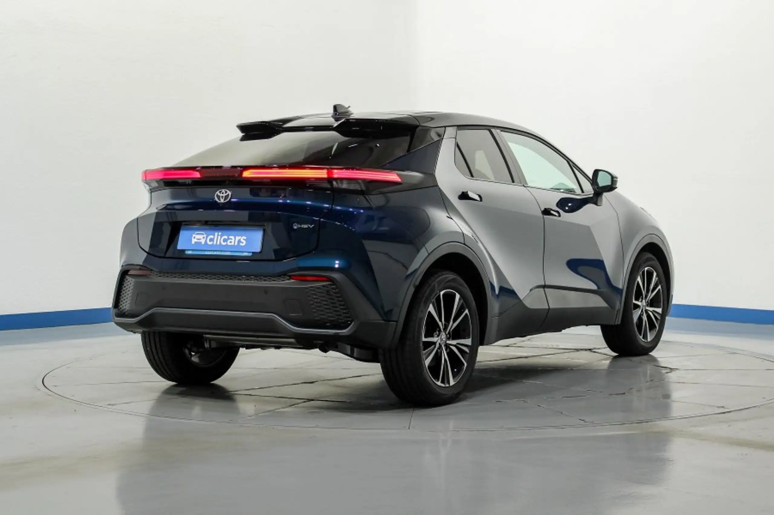 Toyota - C-HR