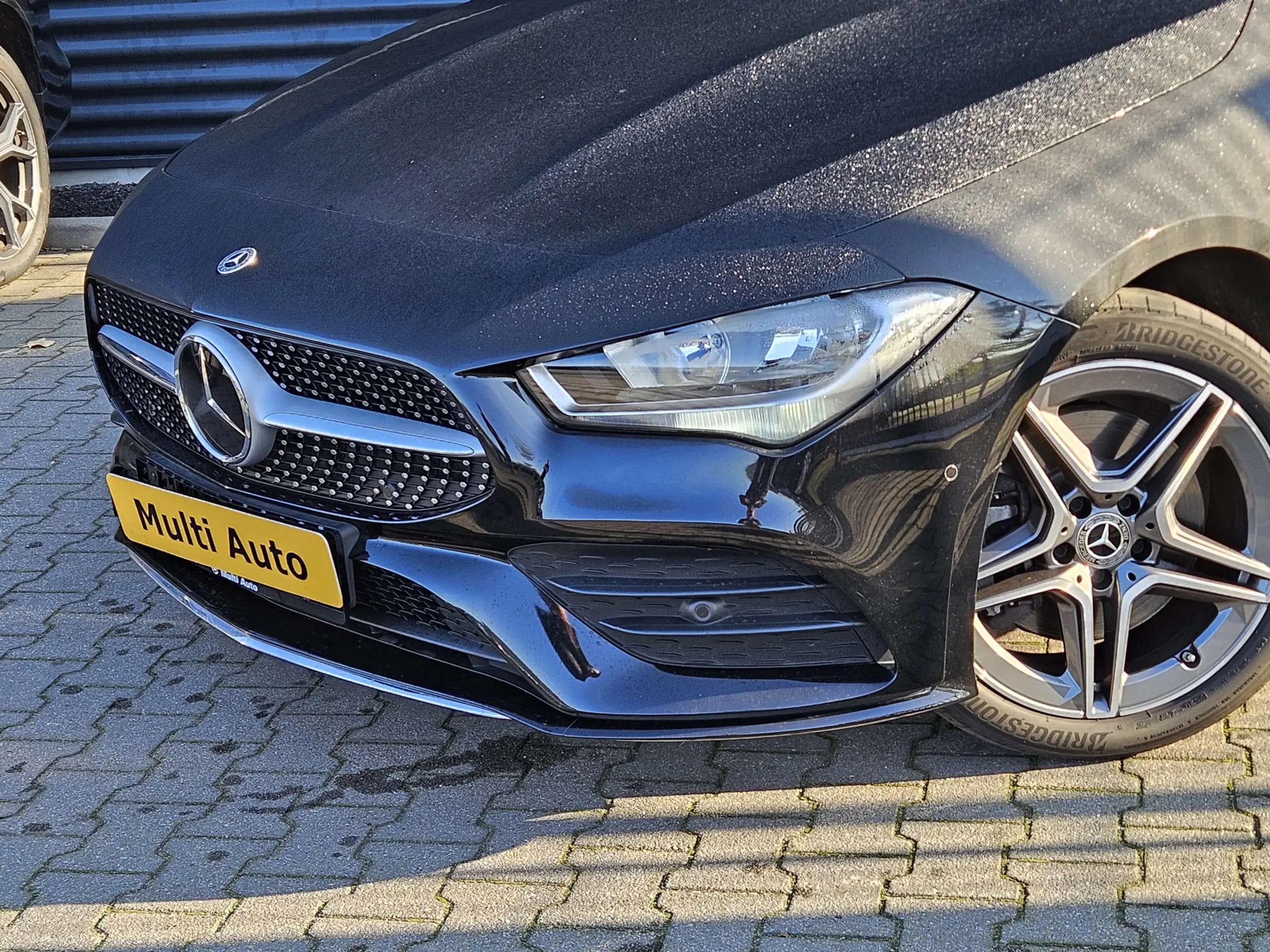 Mercedes-Benz - CLA 250