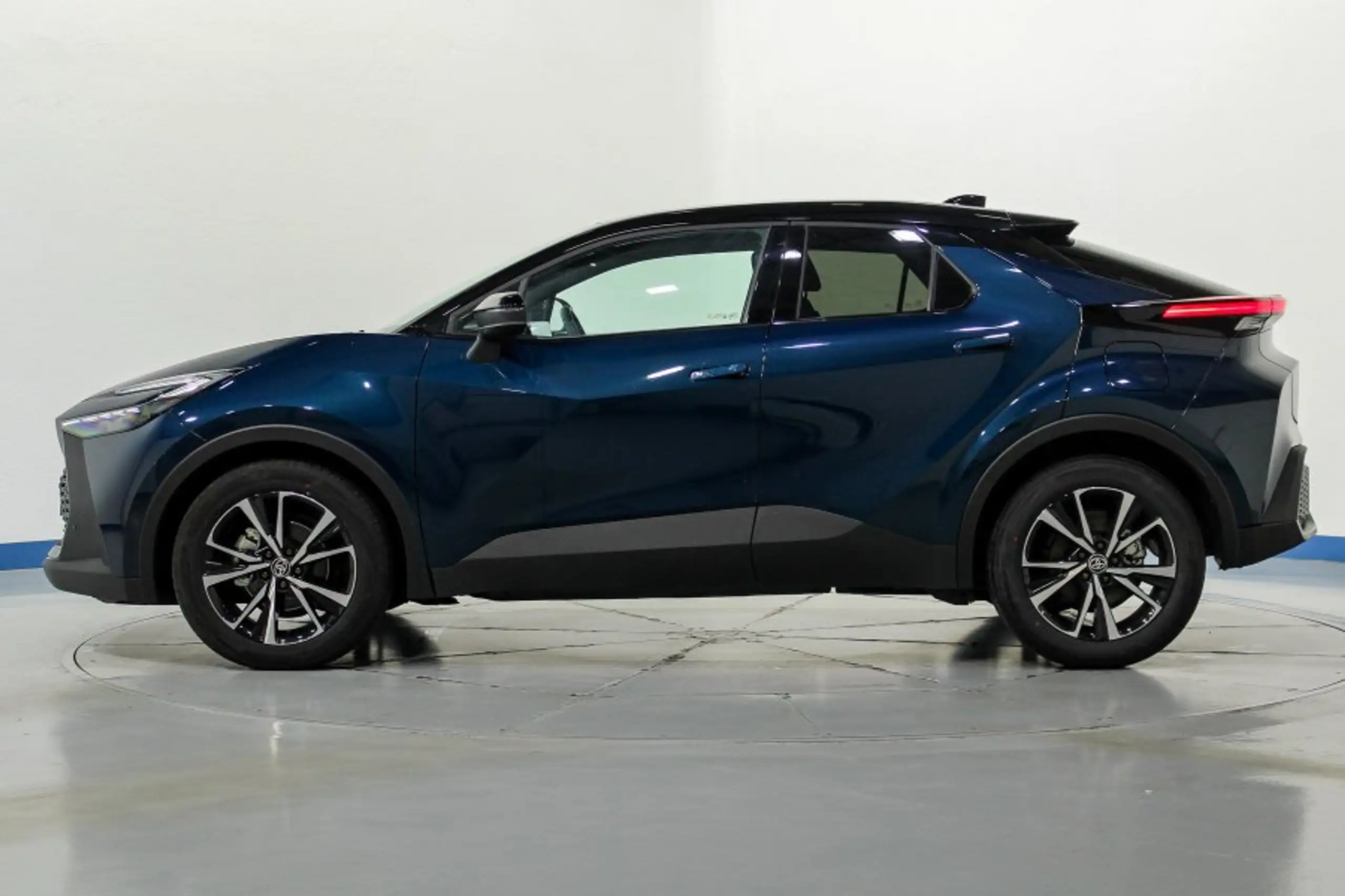 Toyota - C-HR