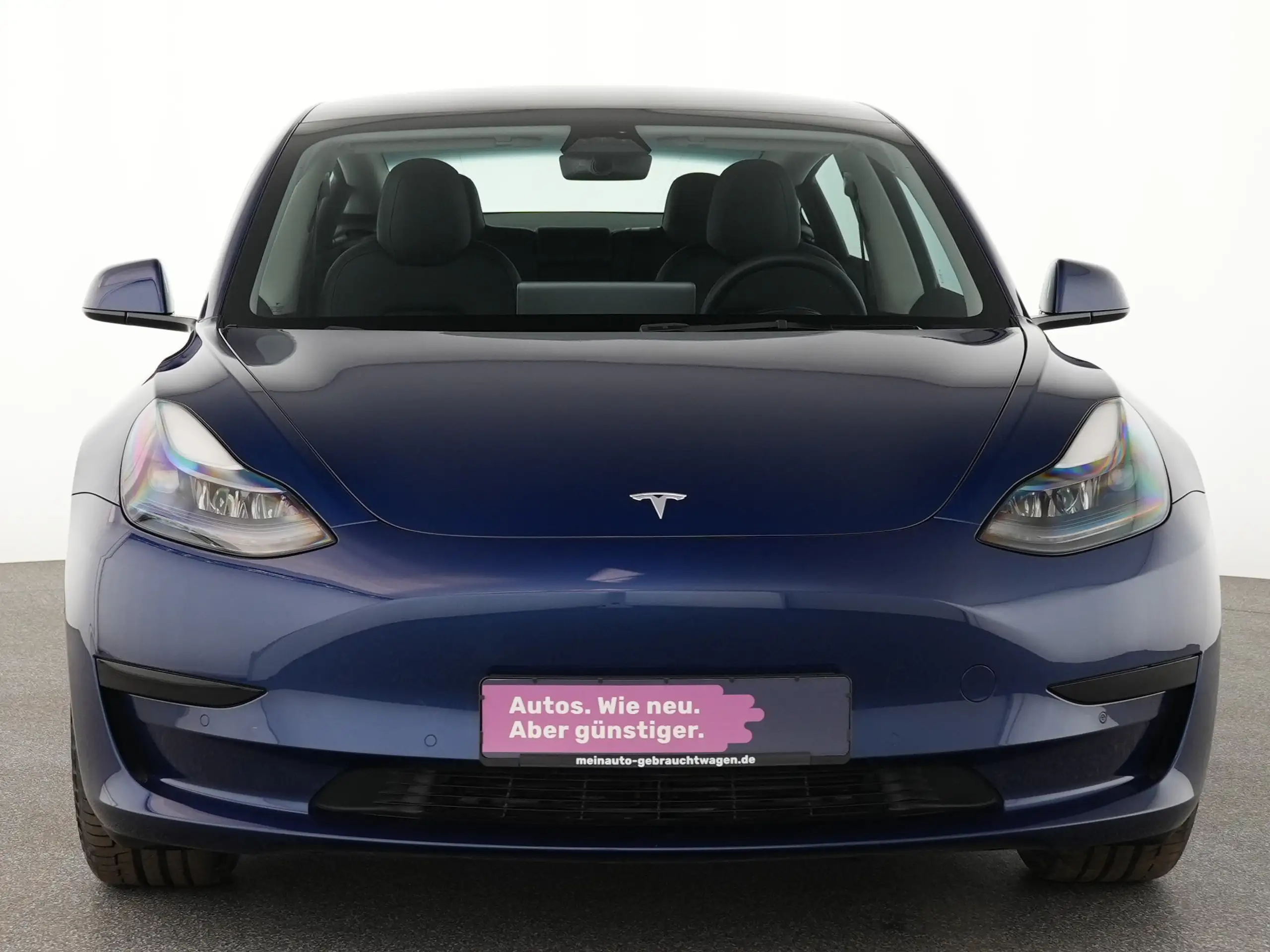 Tesla - Model 3