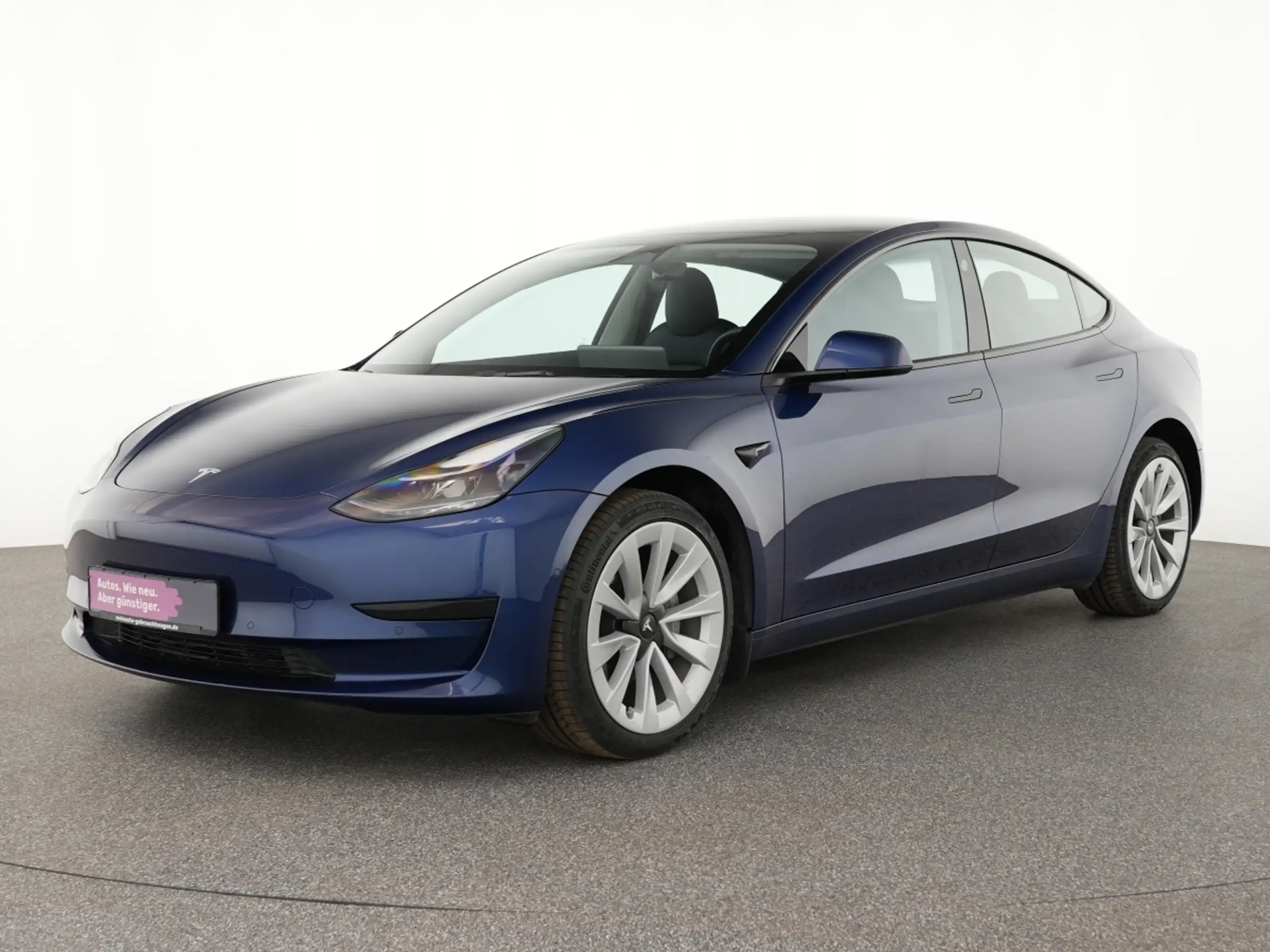 Tesla - Model 3