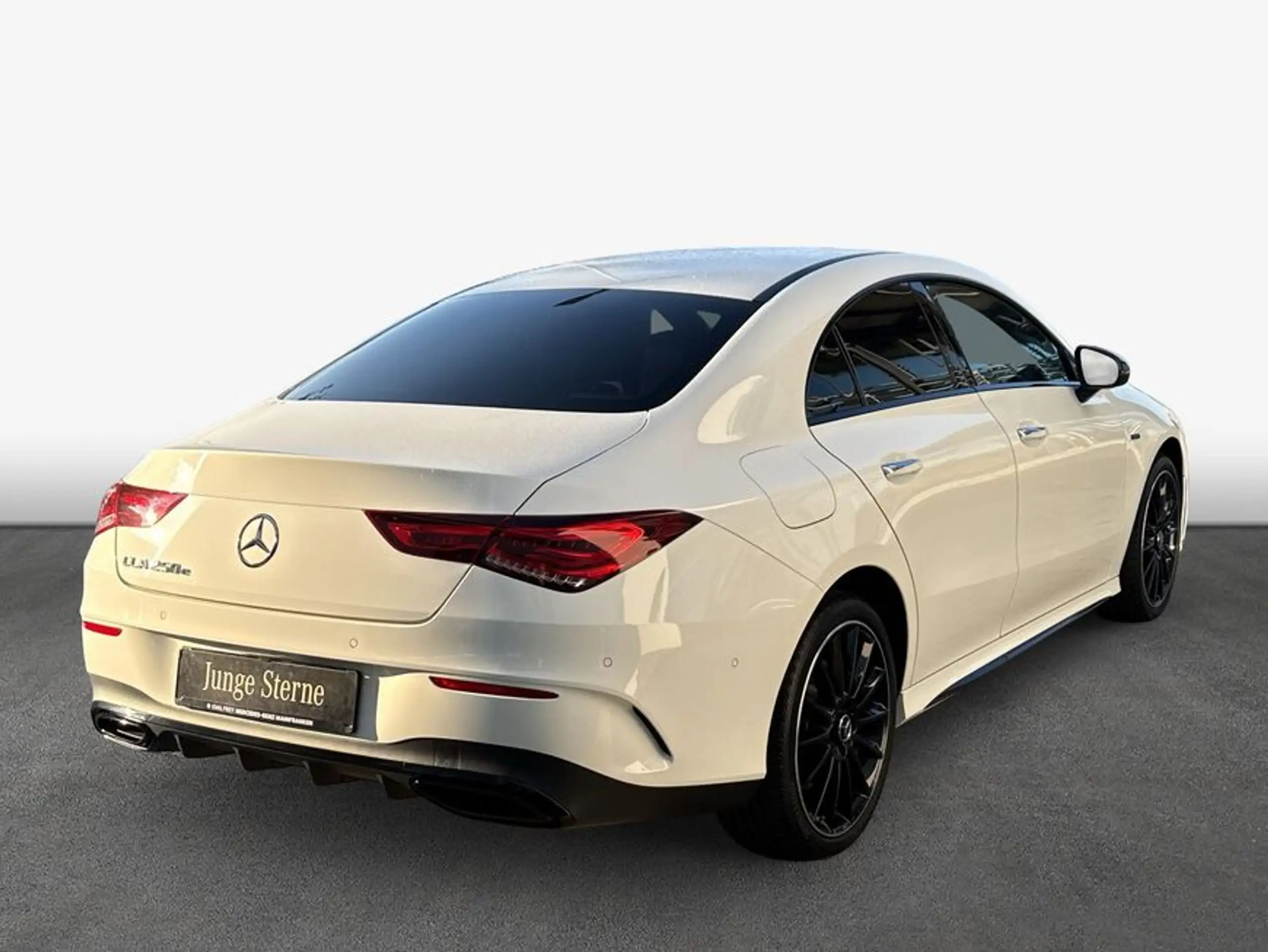 Mercedes-Benz - CLA 250