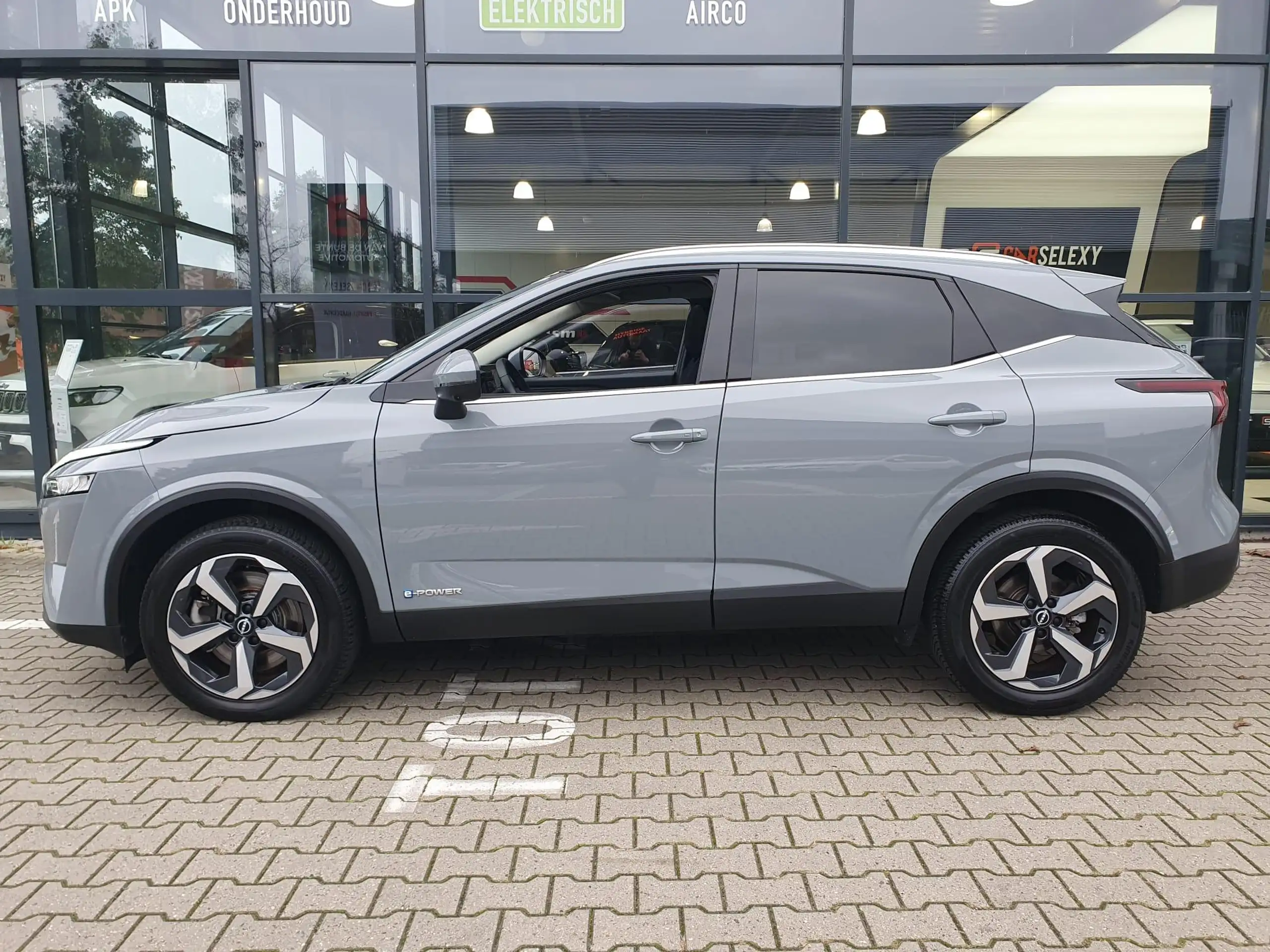 Nissan - Qashqai