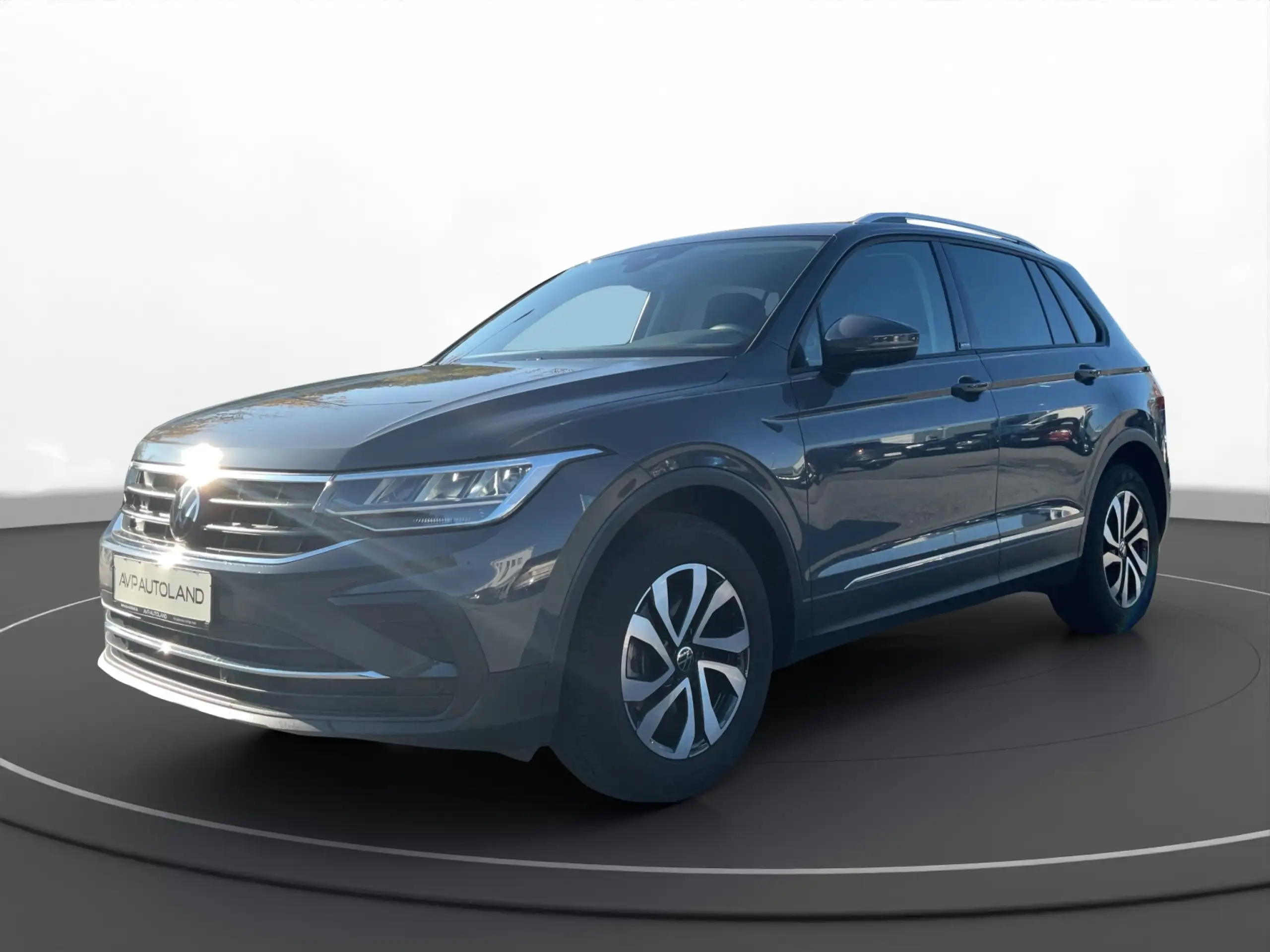 Volkswagen - Tiguan