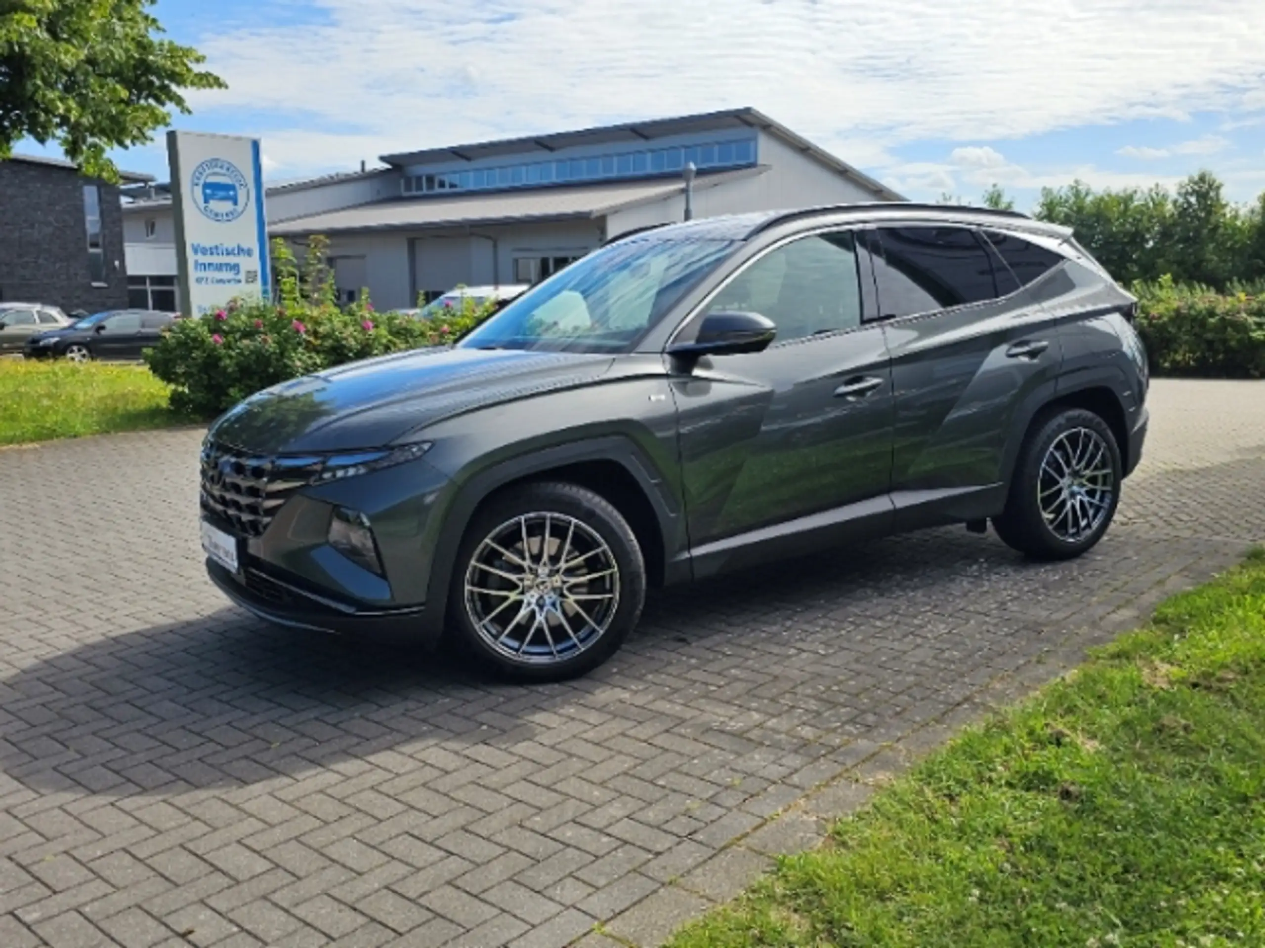 Hyundai - TUCSON