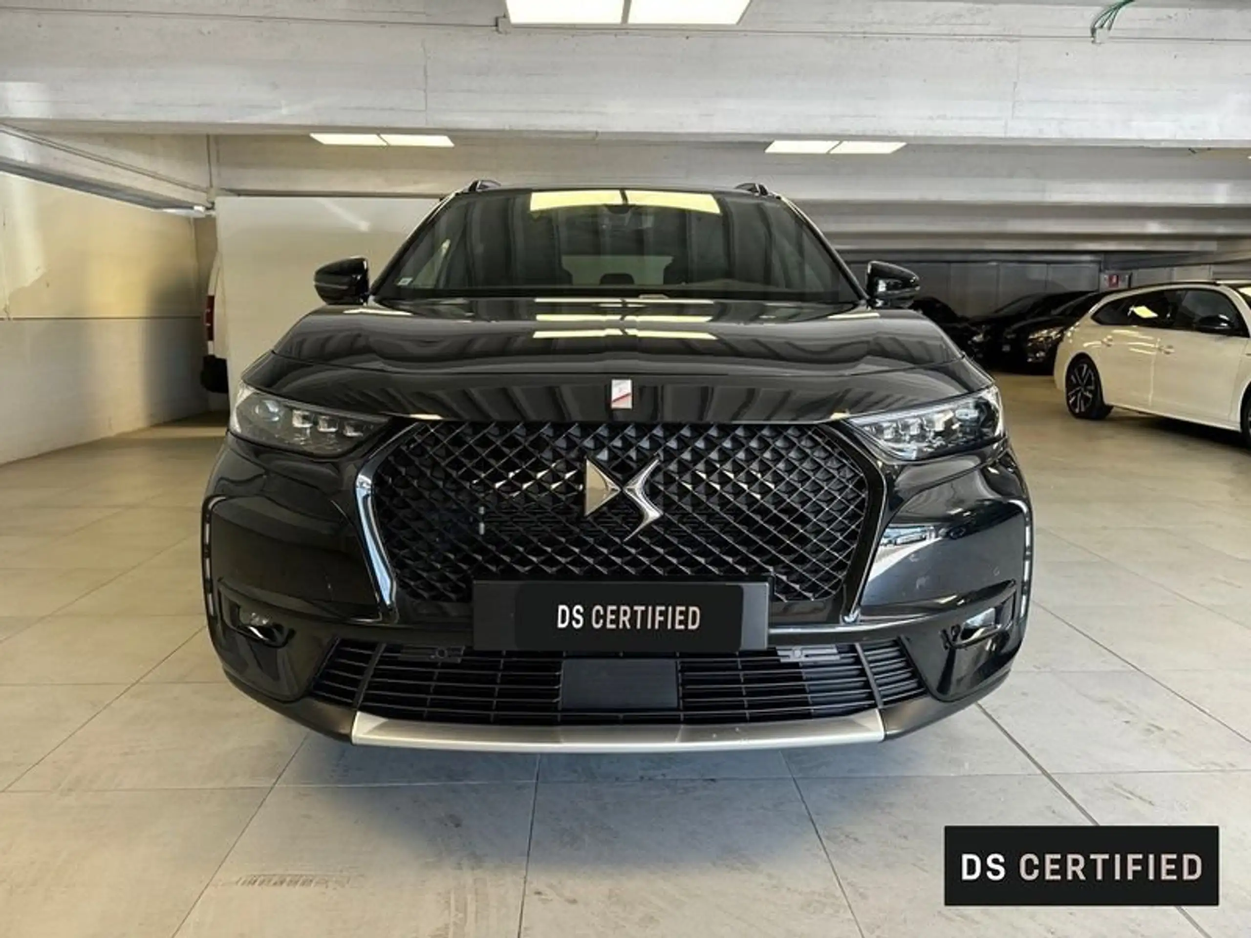 DS Automobiles - DS 7 Crossback