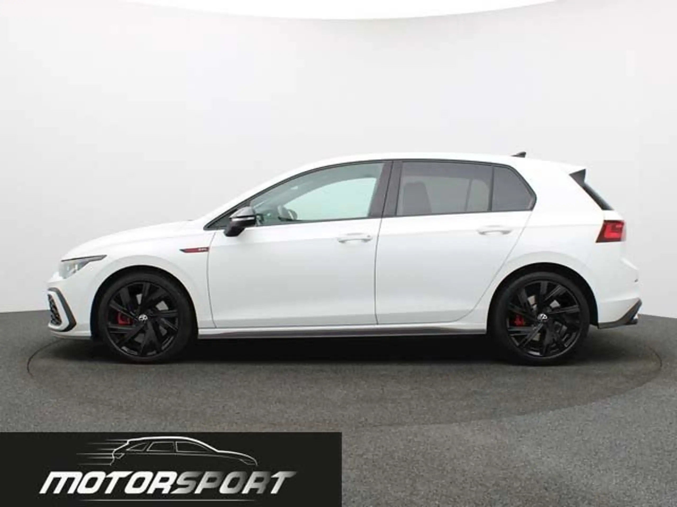 Volkswagen - Golf GTI