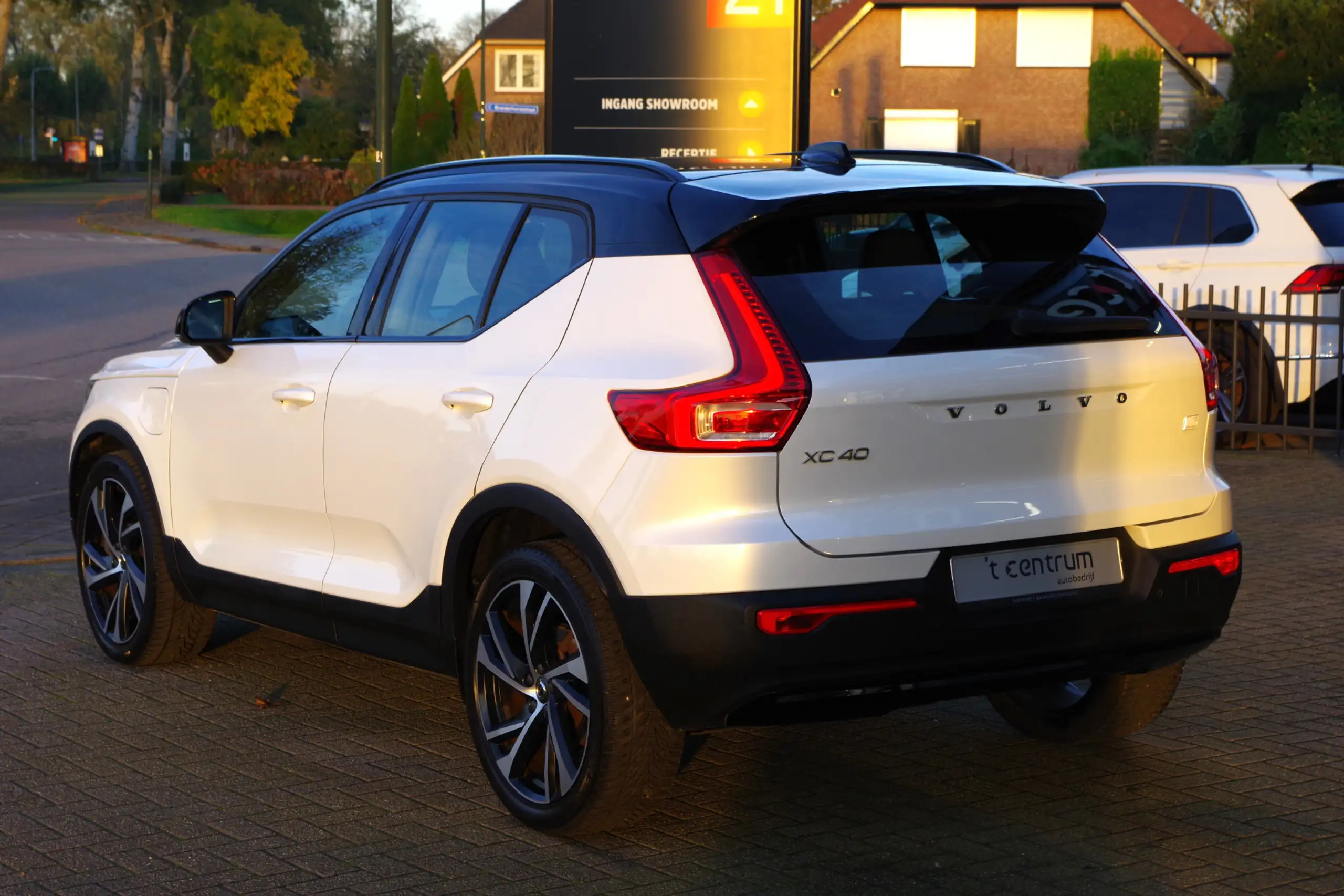 Volvo - XC40