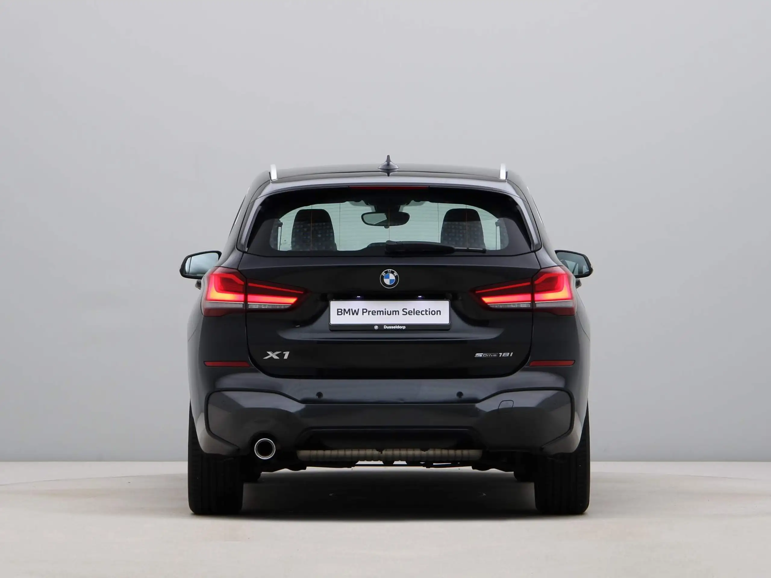 BMW - X1