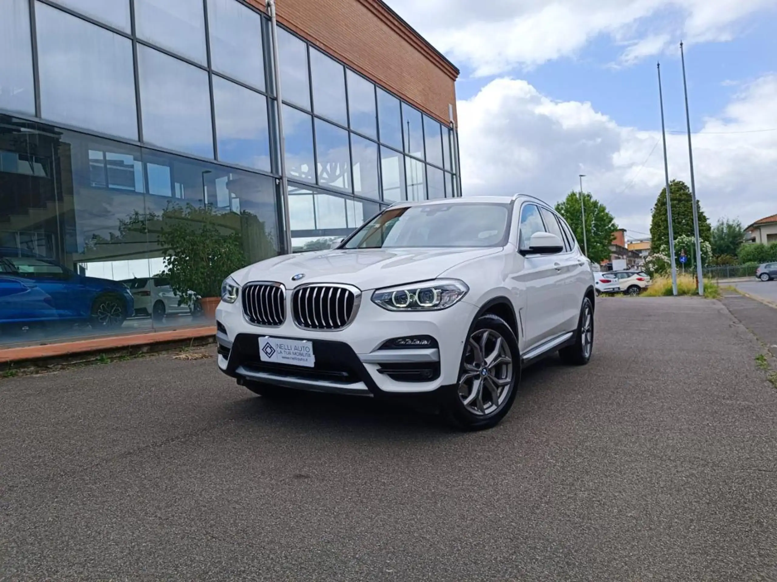 BMW - X3