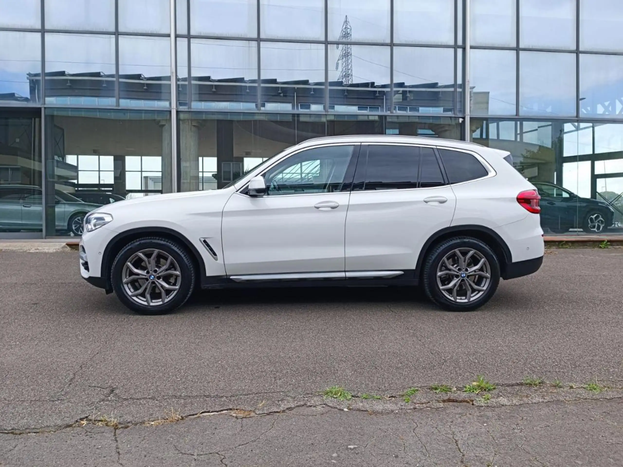 BMW - X3