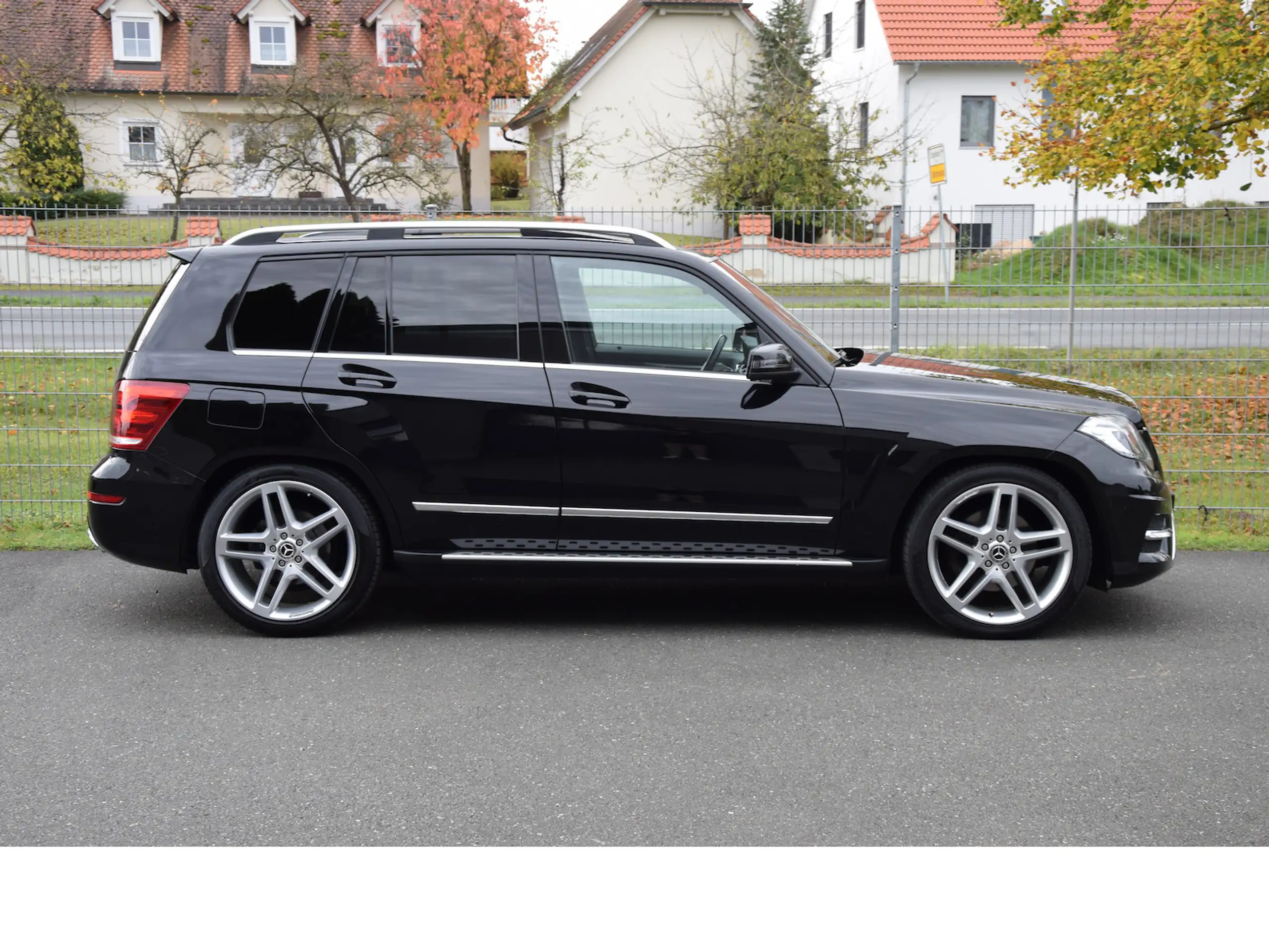 Mercedes-Benz - GLK 350