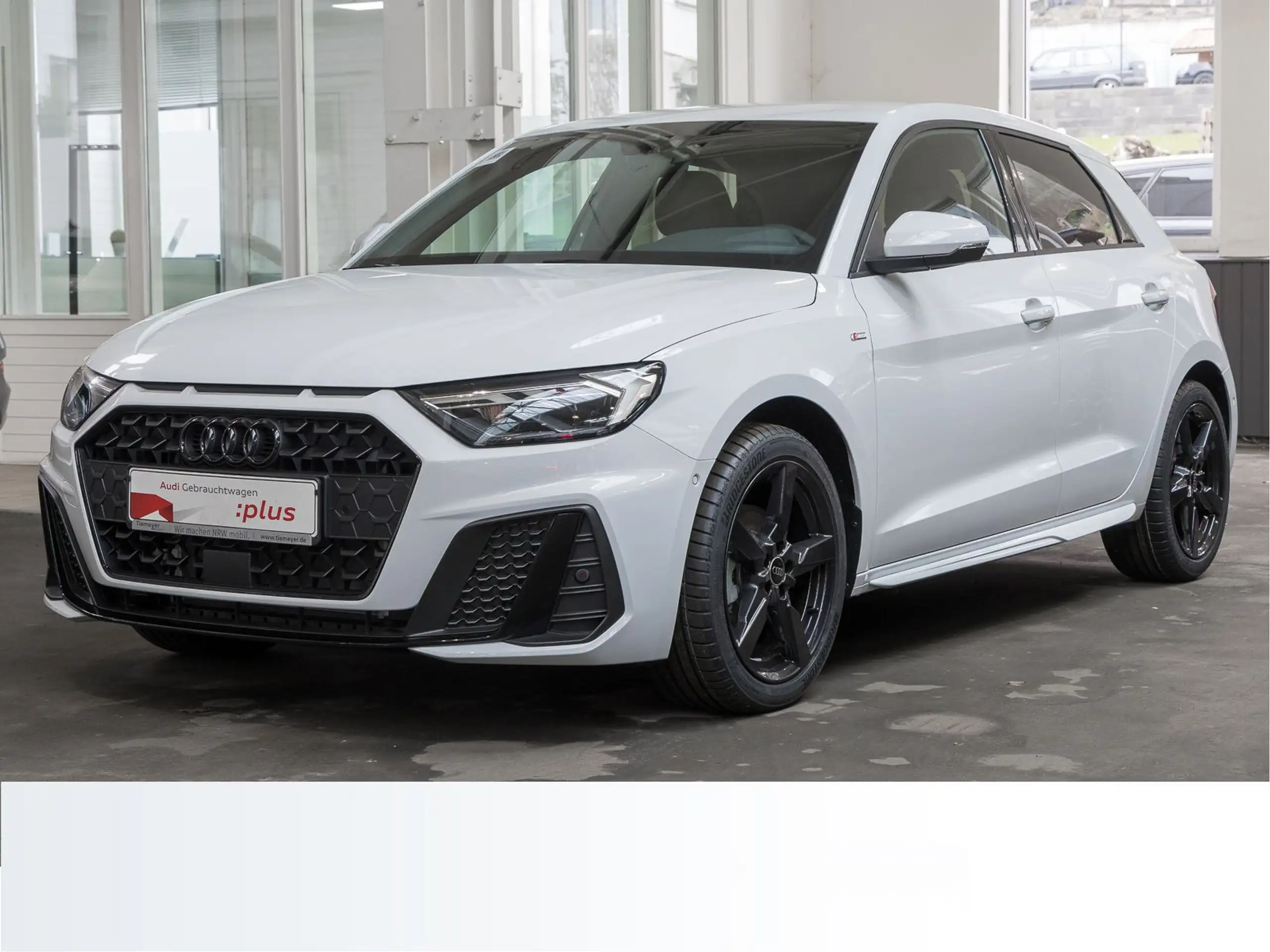 Audi - A1