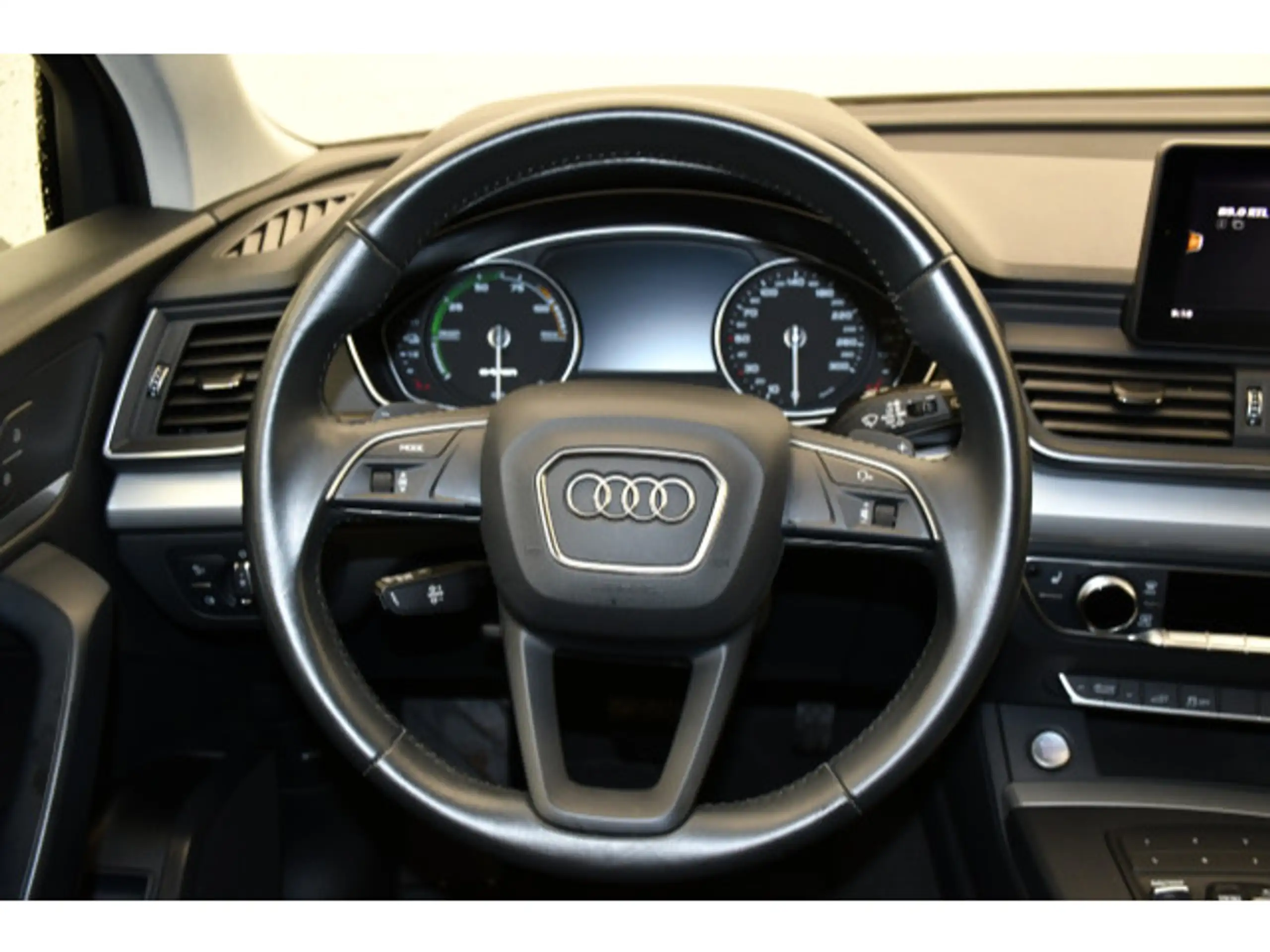 Audi - Q5