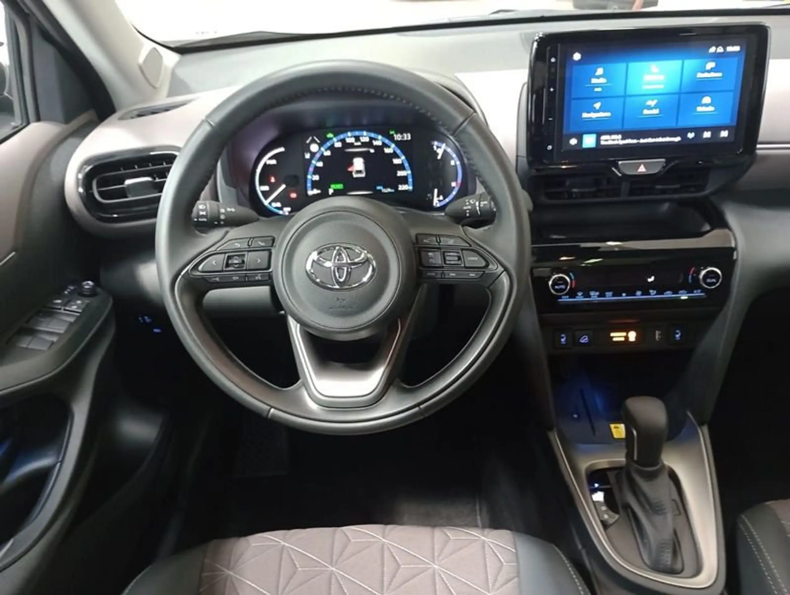 Toyota - Yaris Cross