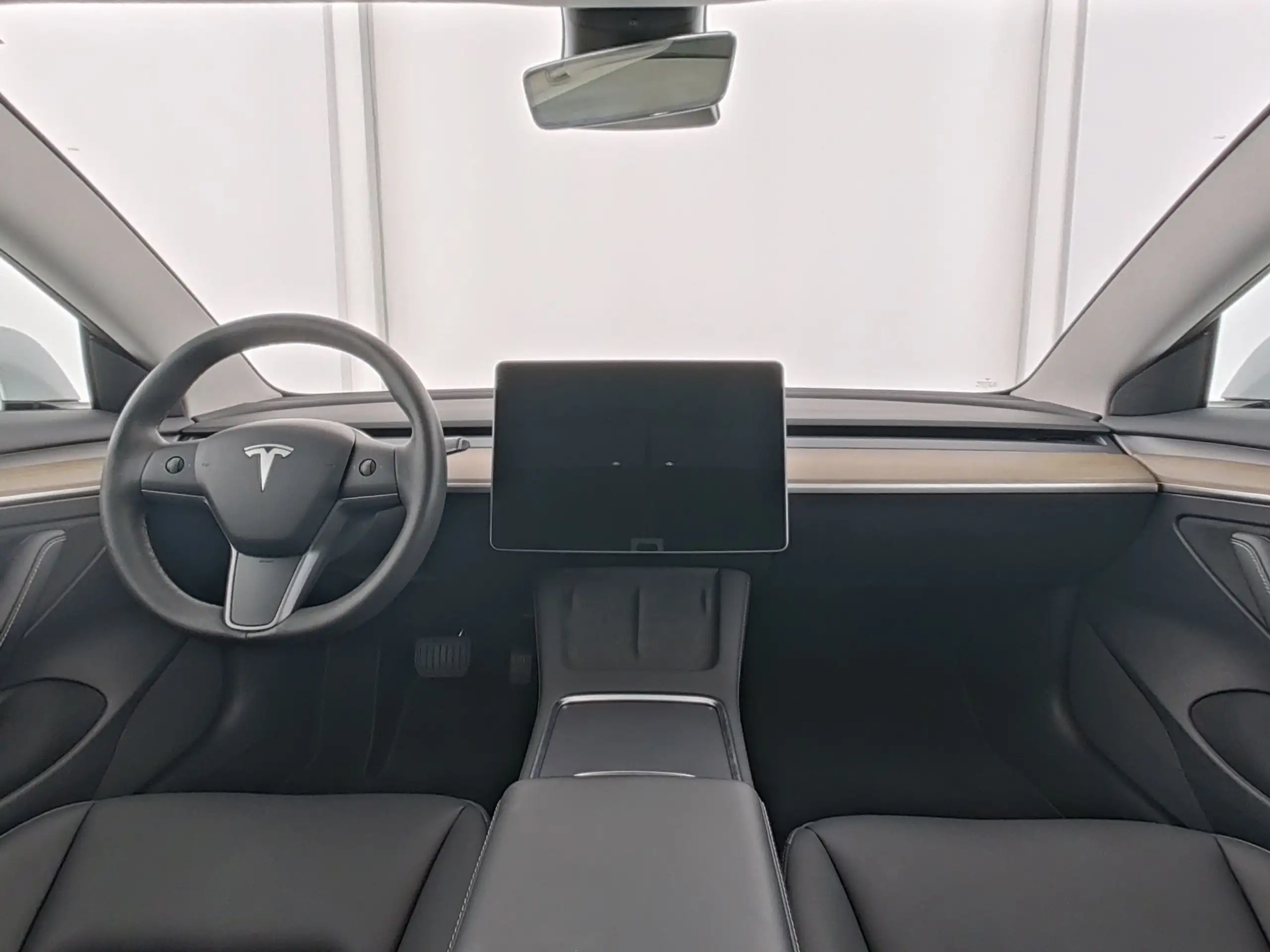 Tesla - Model 3