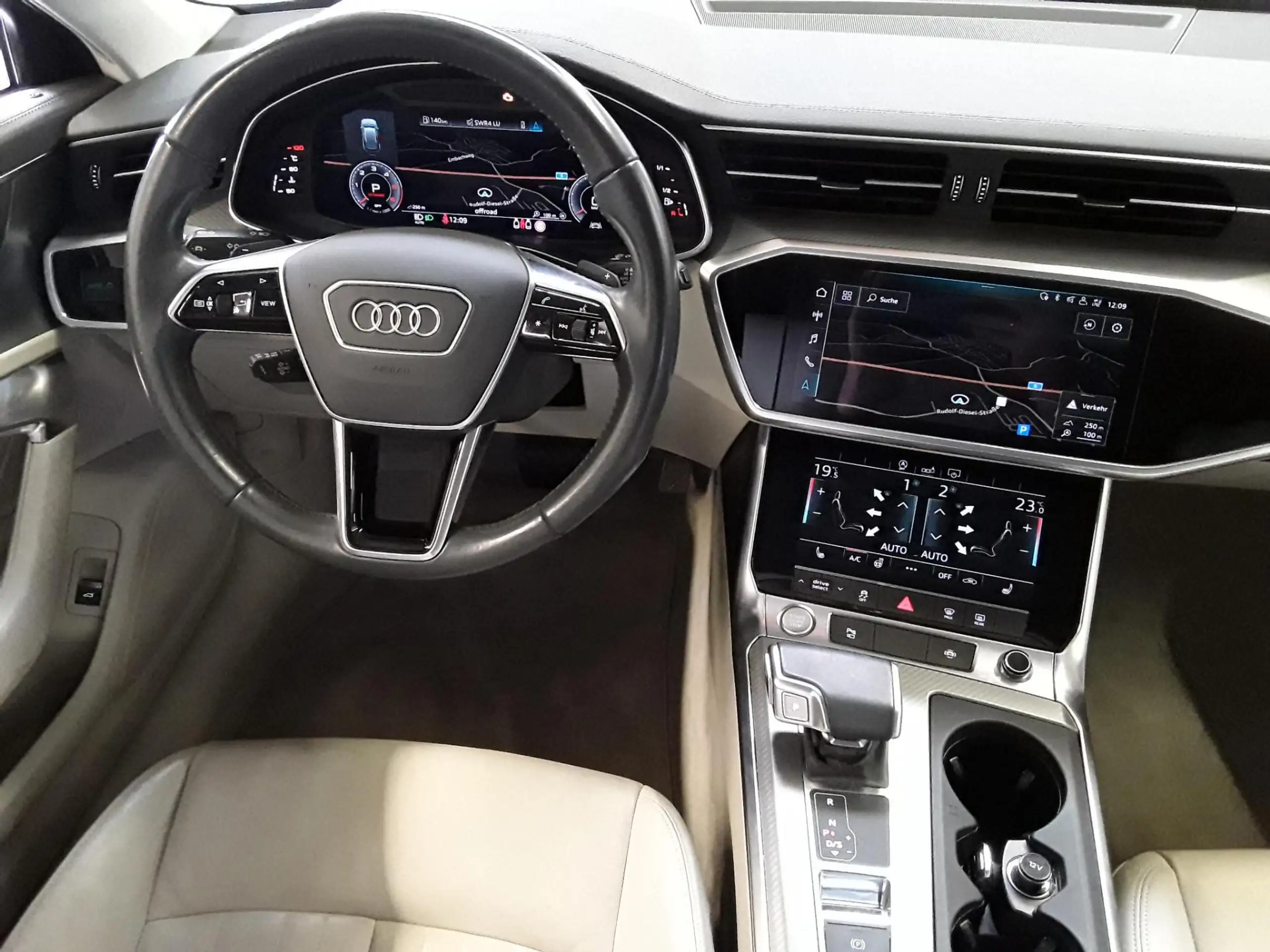 Audi - A6