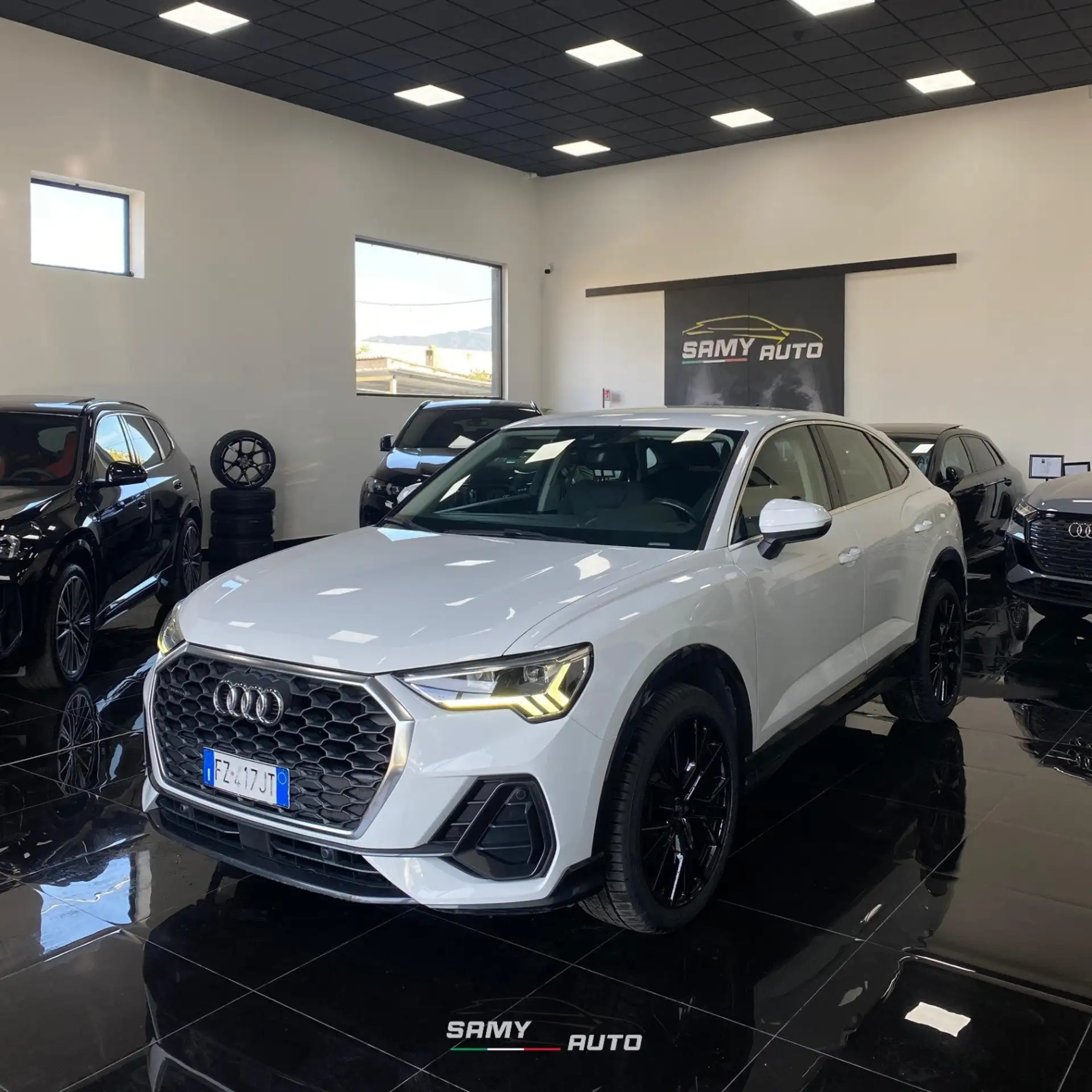 Audi - Q3