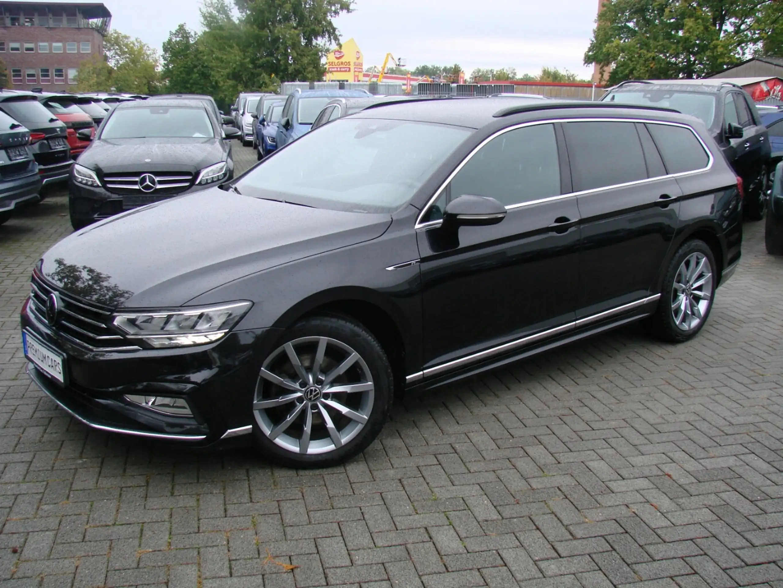 Volkswagen - Passat Variant