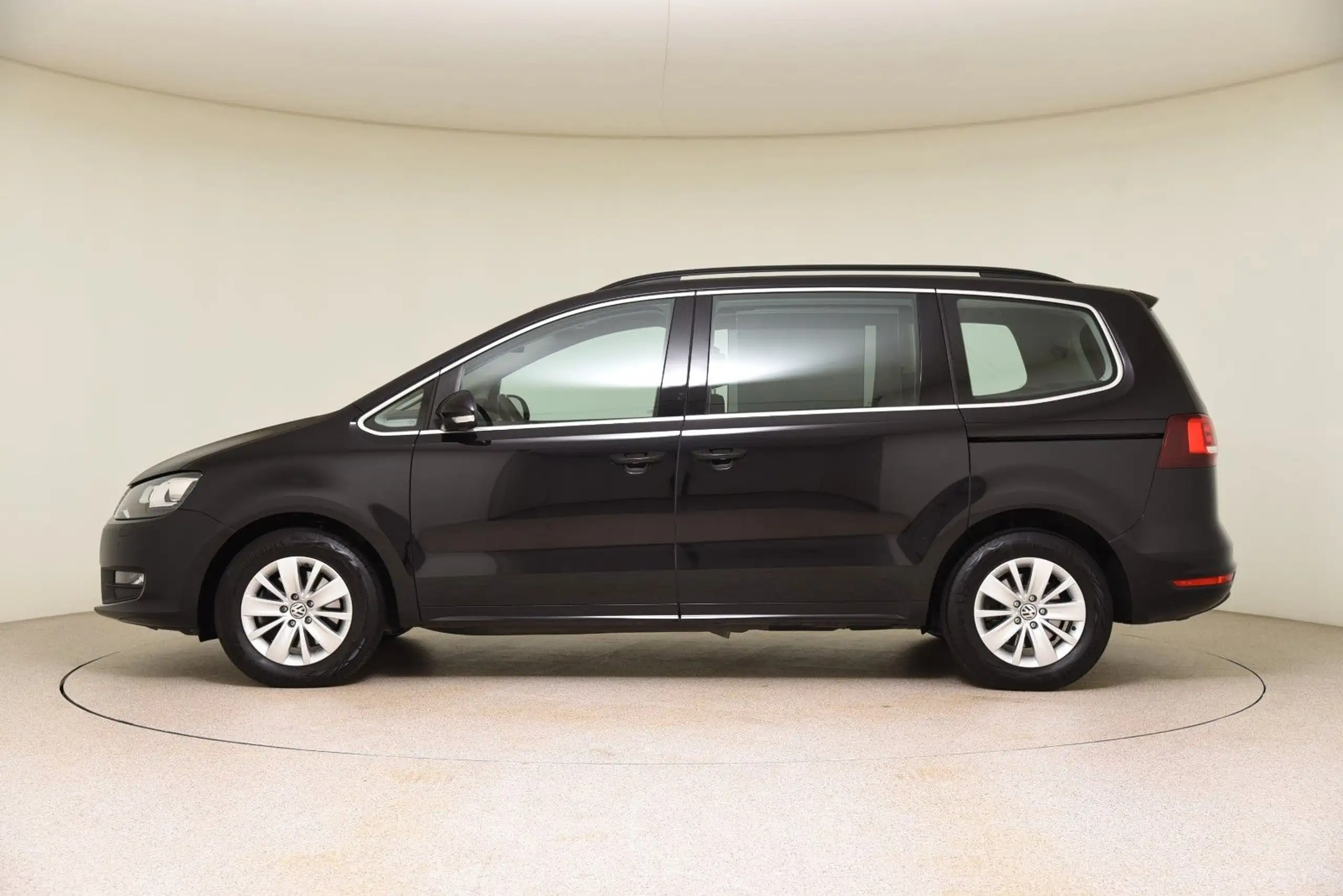 Volkswagen - Sharan