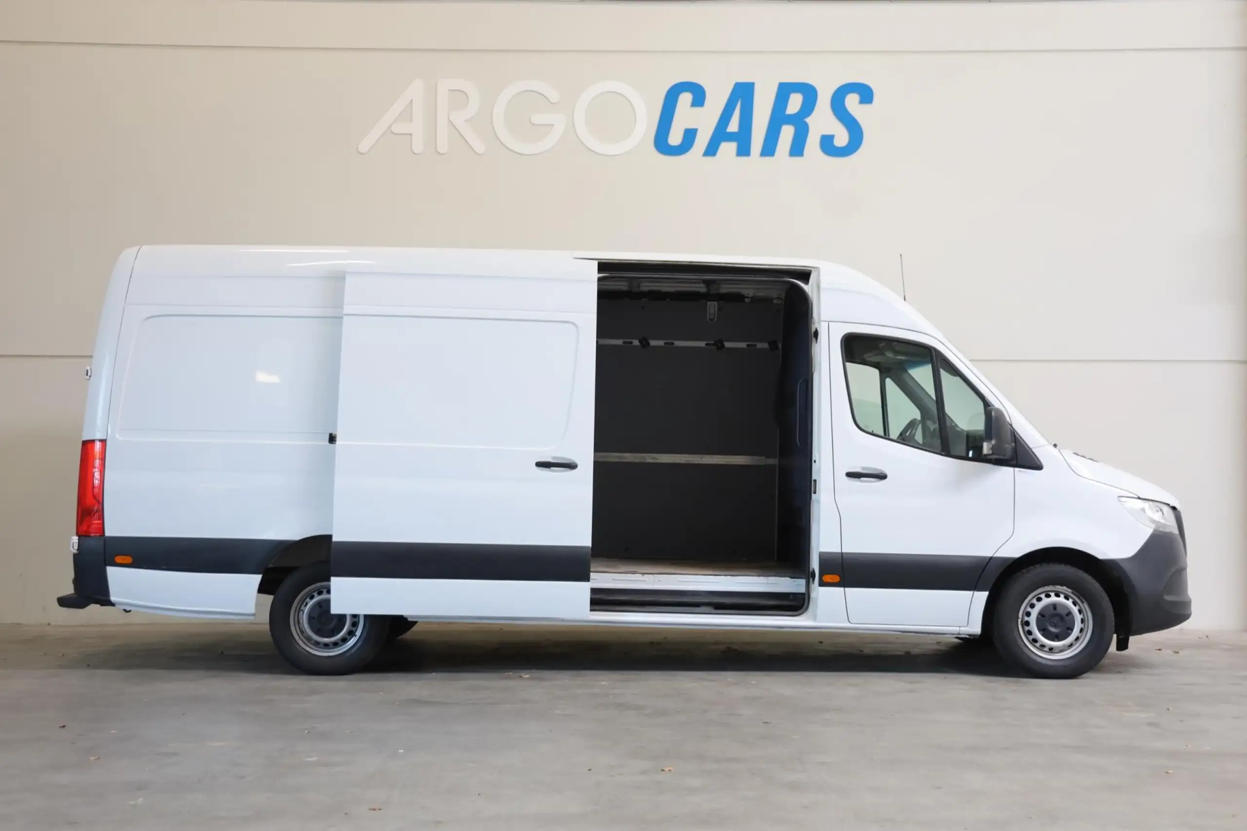 Mercedes-Benz - Sprinter