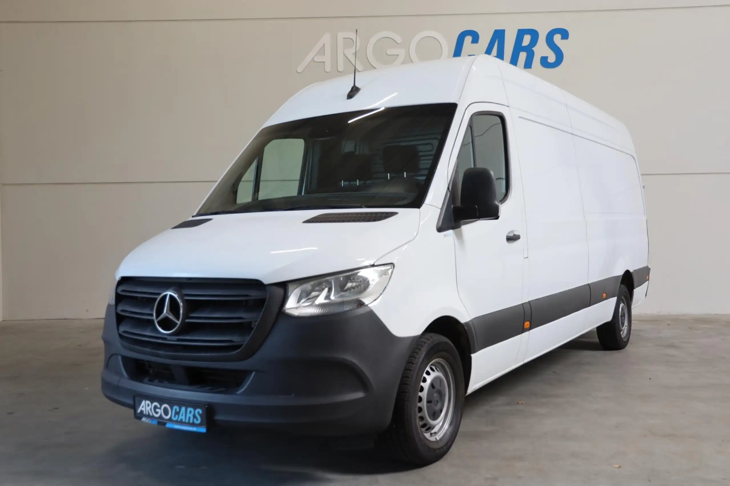 Mercedes-Benz - Sprinter