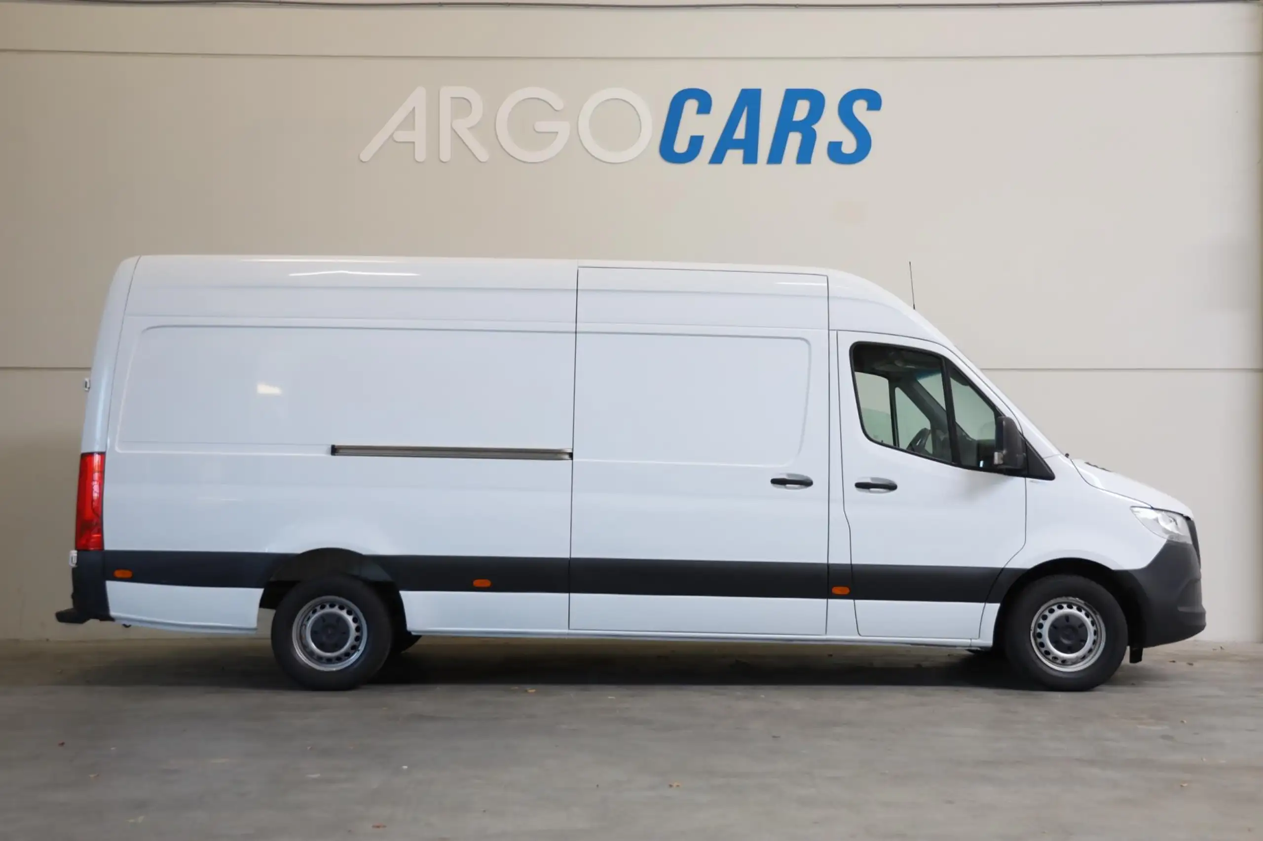 Mercedes-Benz - Sprinter