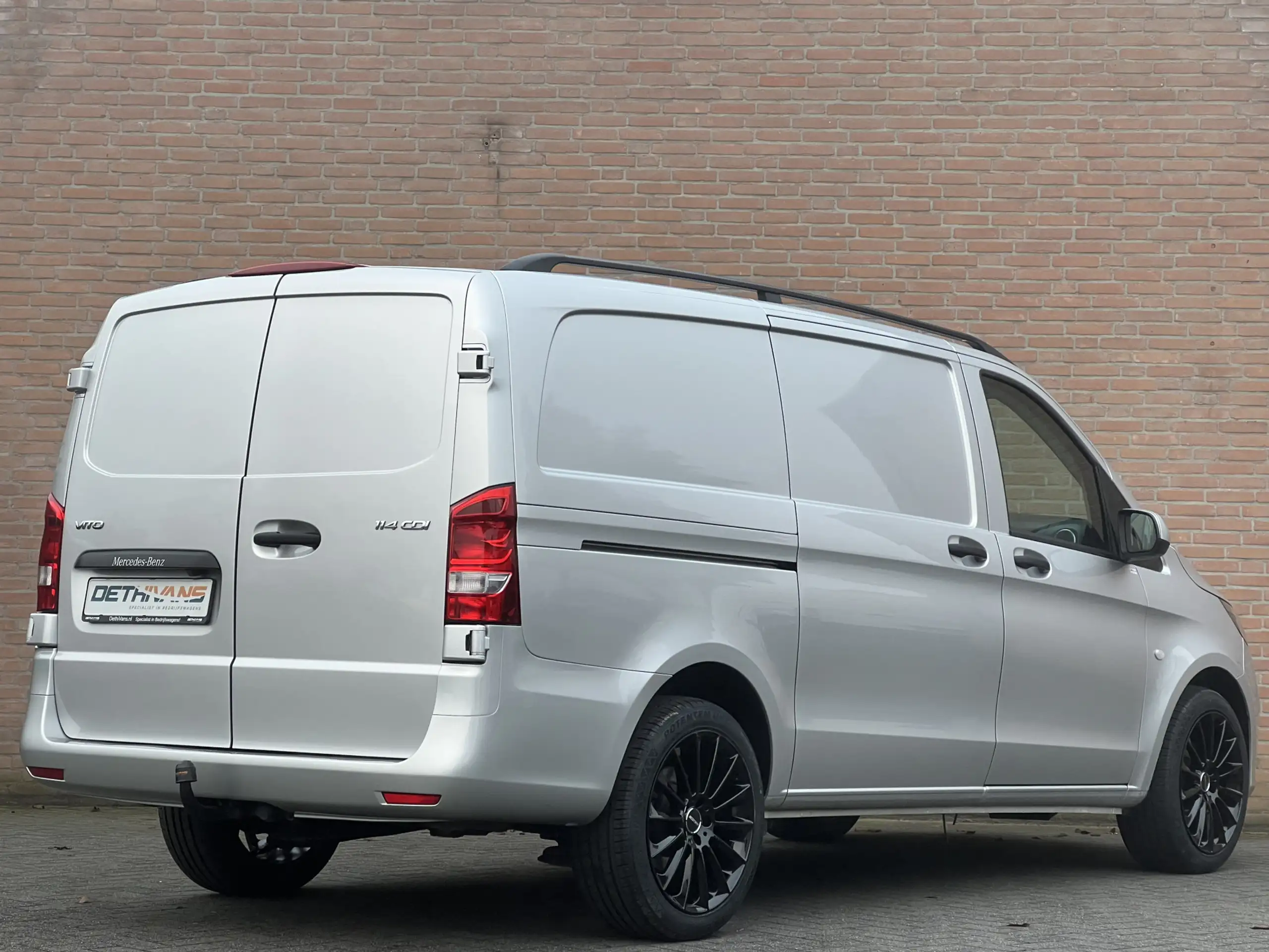 Mercedes-Benz - Vito